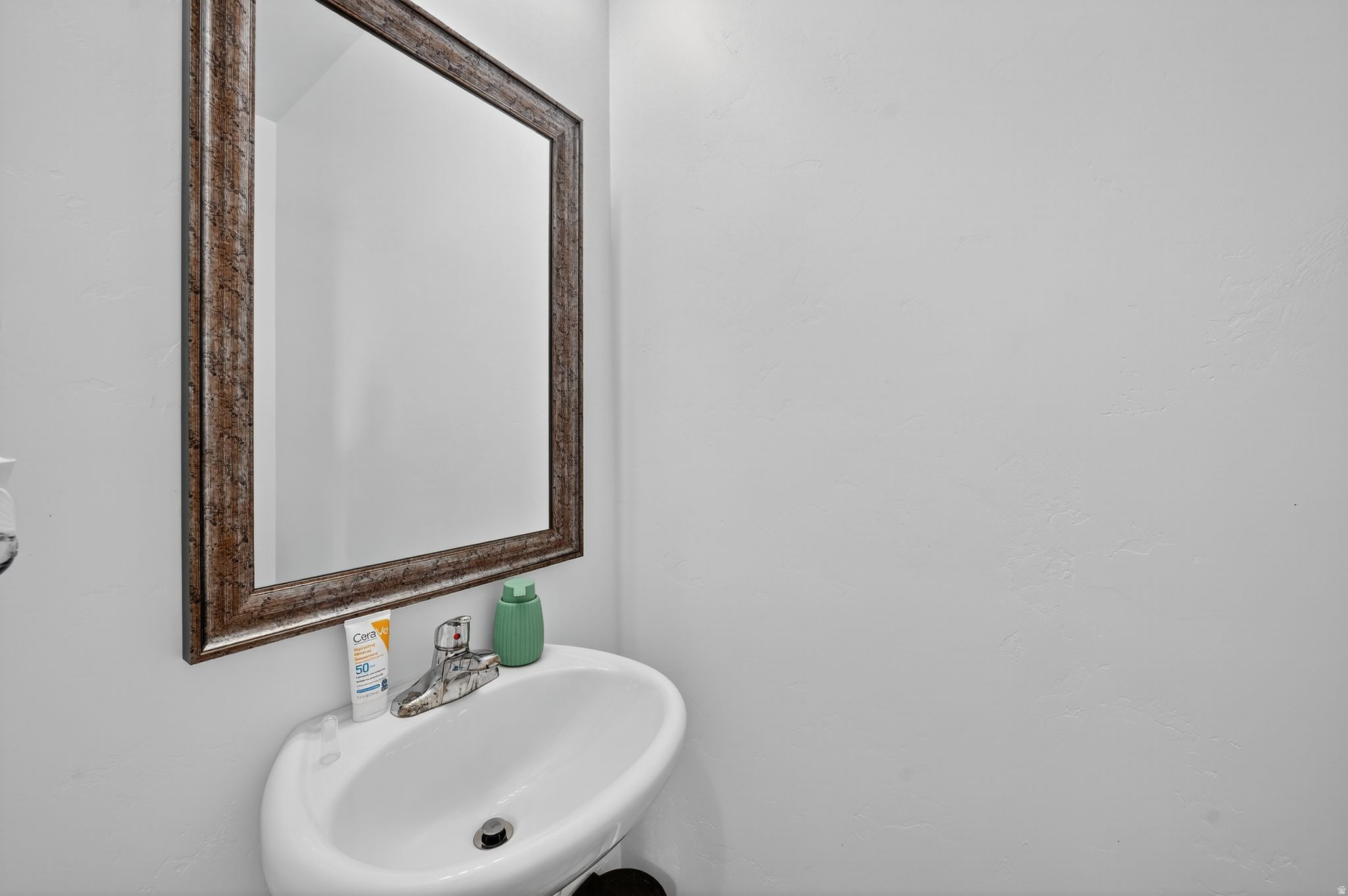 MEADOWS - Residential