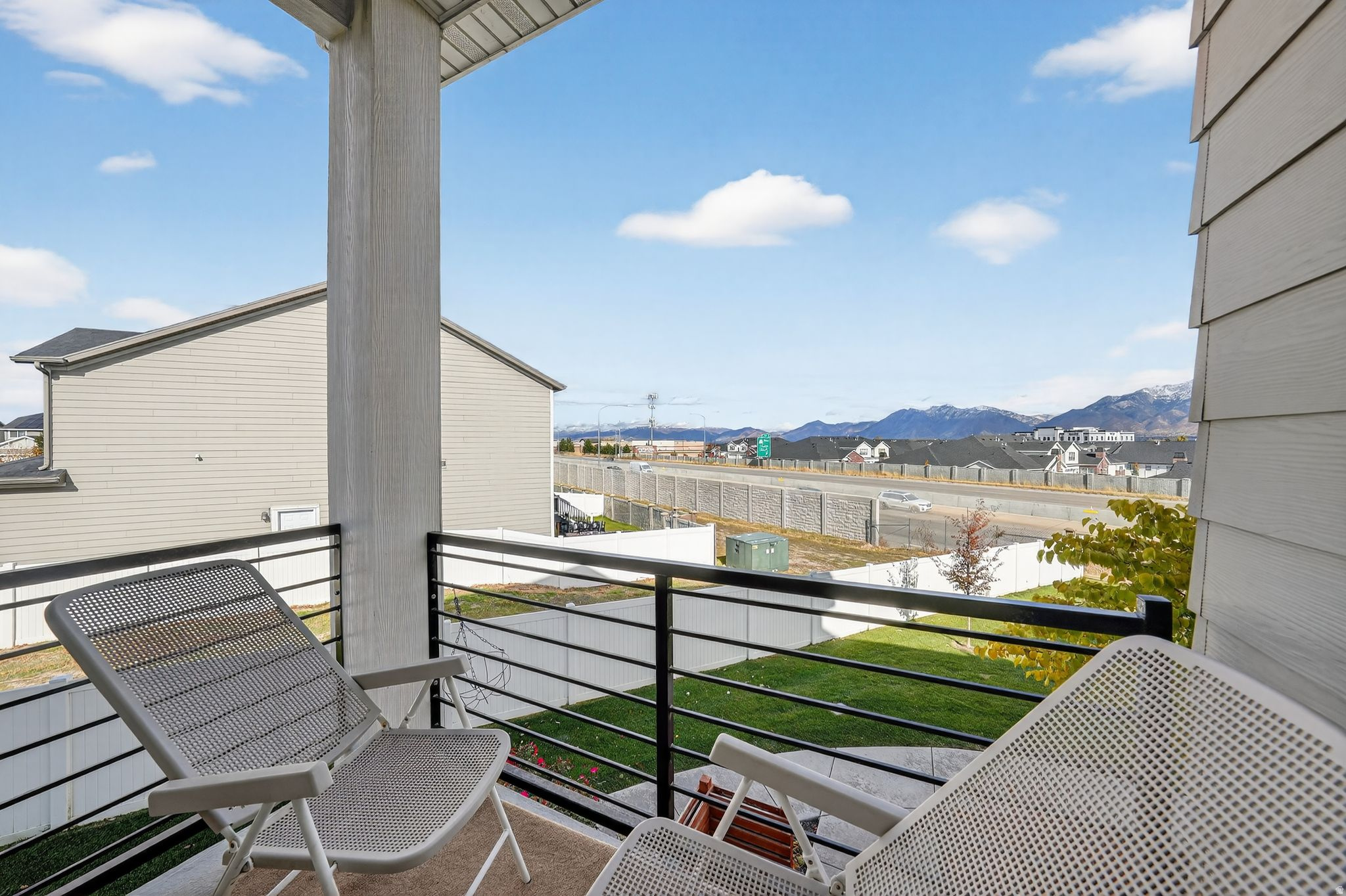 MEADOWS - Residential