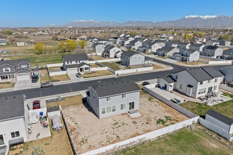 Tiny photo for 2927 W COASTLINE DR S, Syracuse, UT 84075 (MLS # 2145944)
