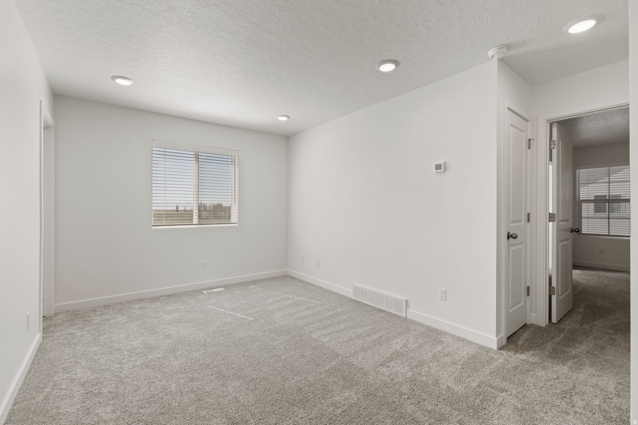 SHORELINE VIEW - Residential