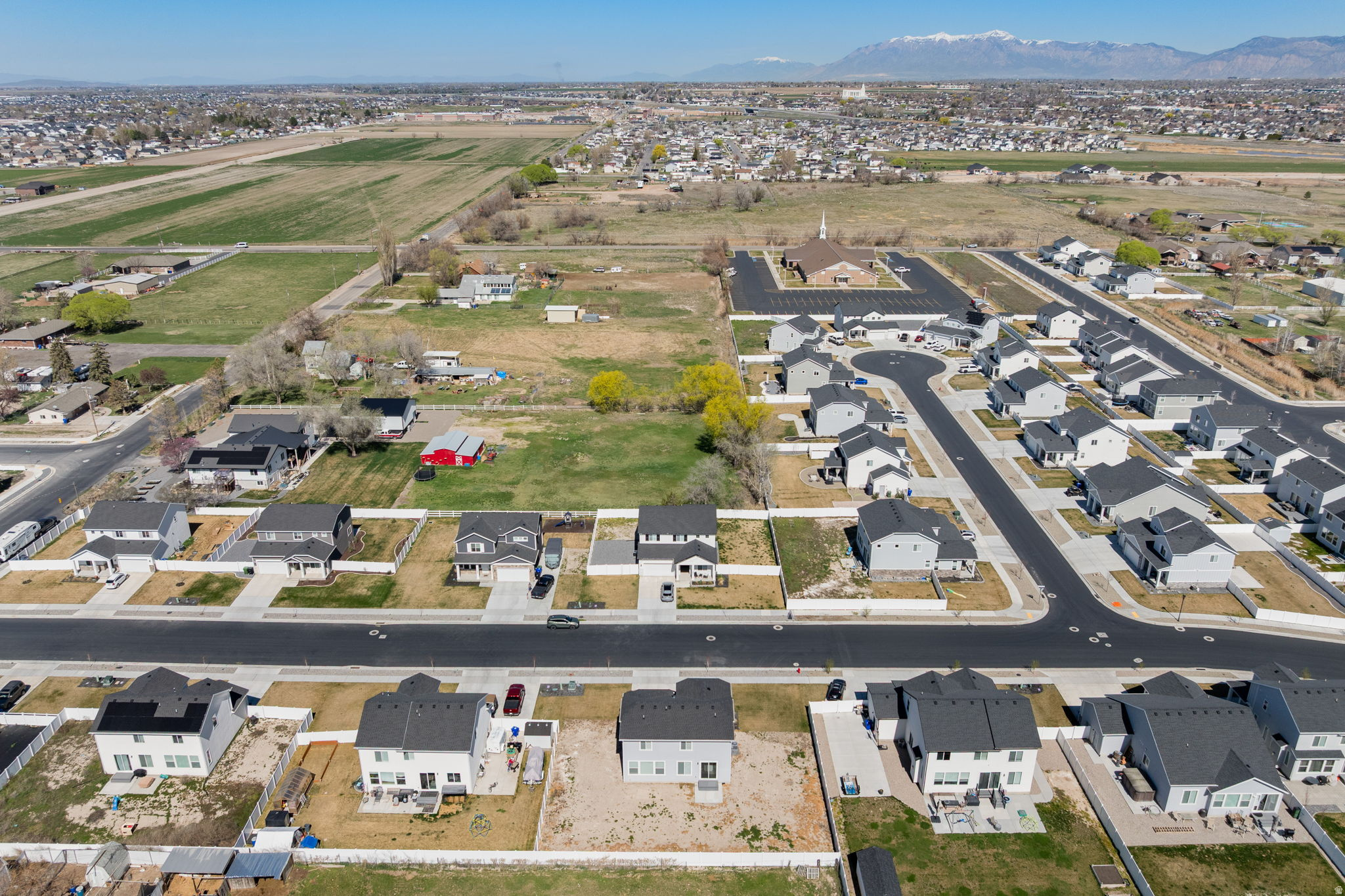SHORELINE VIEW - Residential