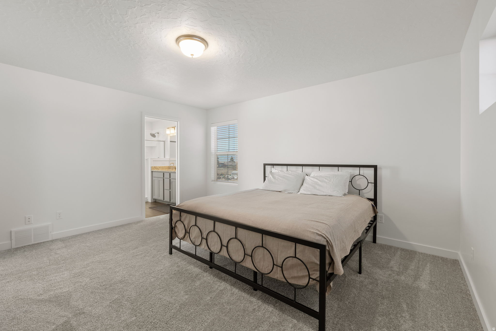 SHORELINE VIEW - Residential