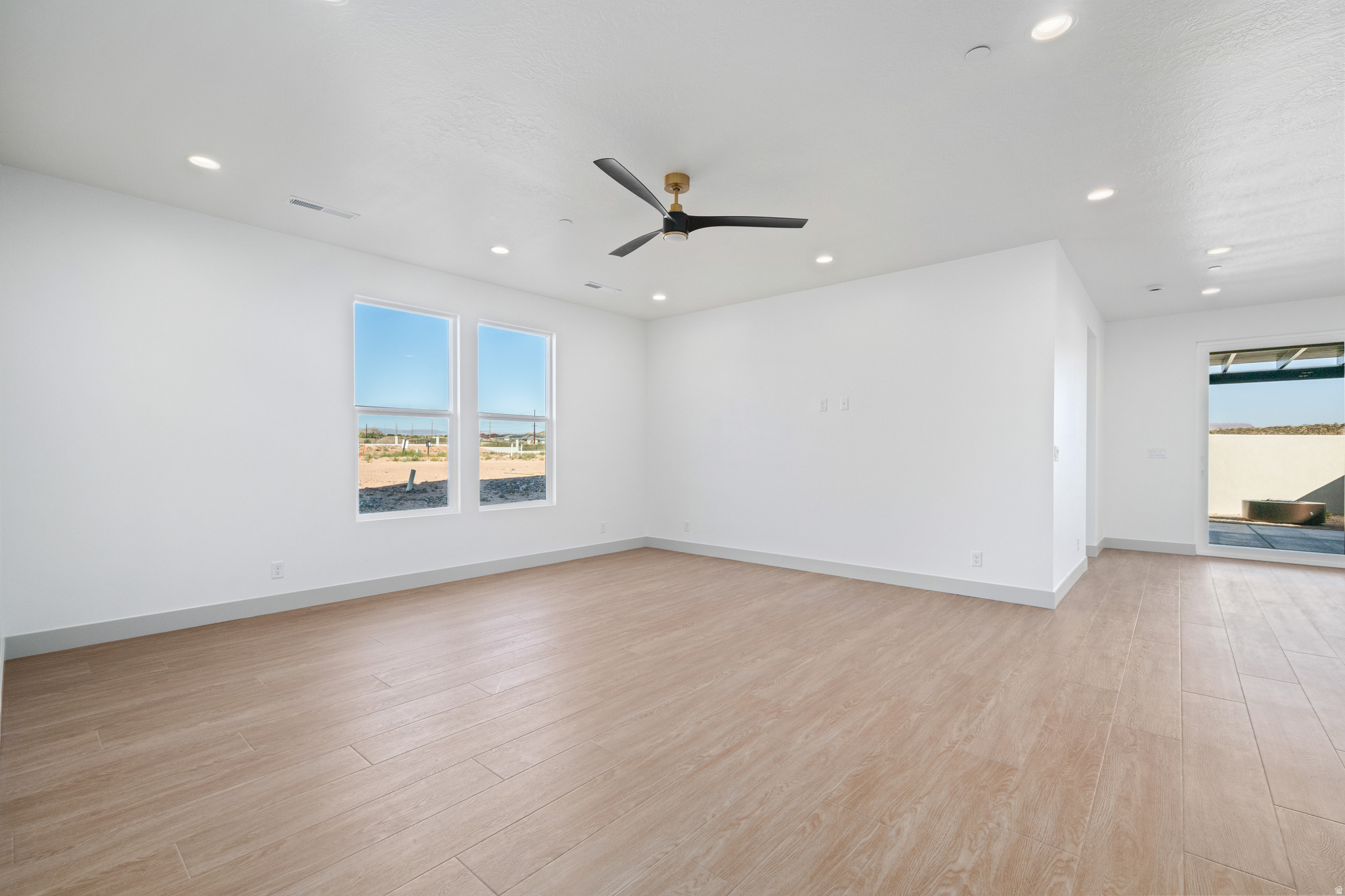 THE ISLAND AT CORAL CANYON - Residential