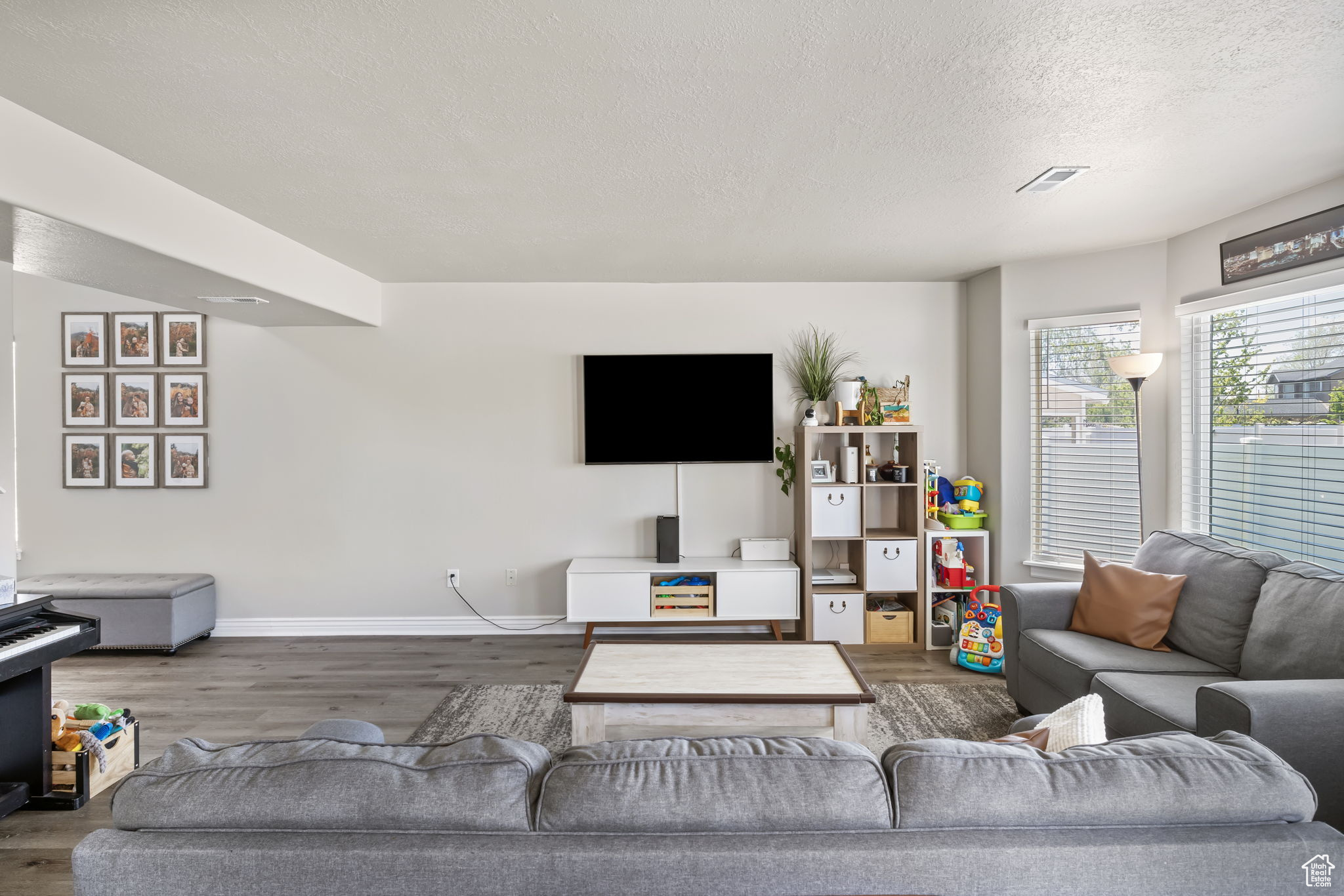 Springville, Utah 84663, United States, 4 Bedrooms Bedrooms, ,3 BathroomsBathrooms,Residential,Active,119888