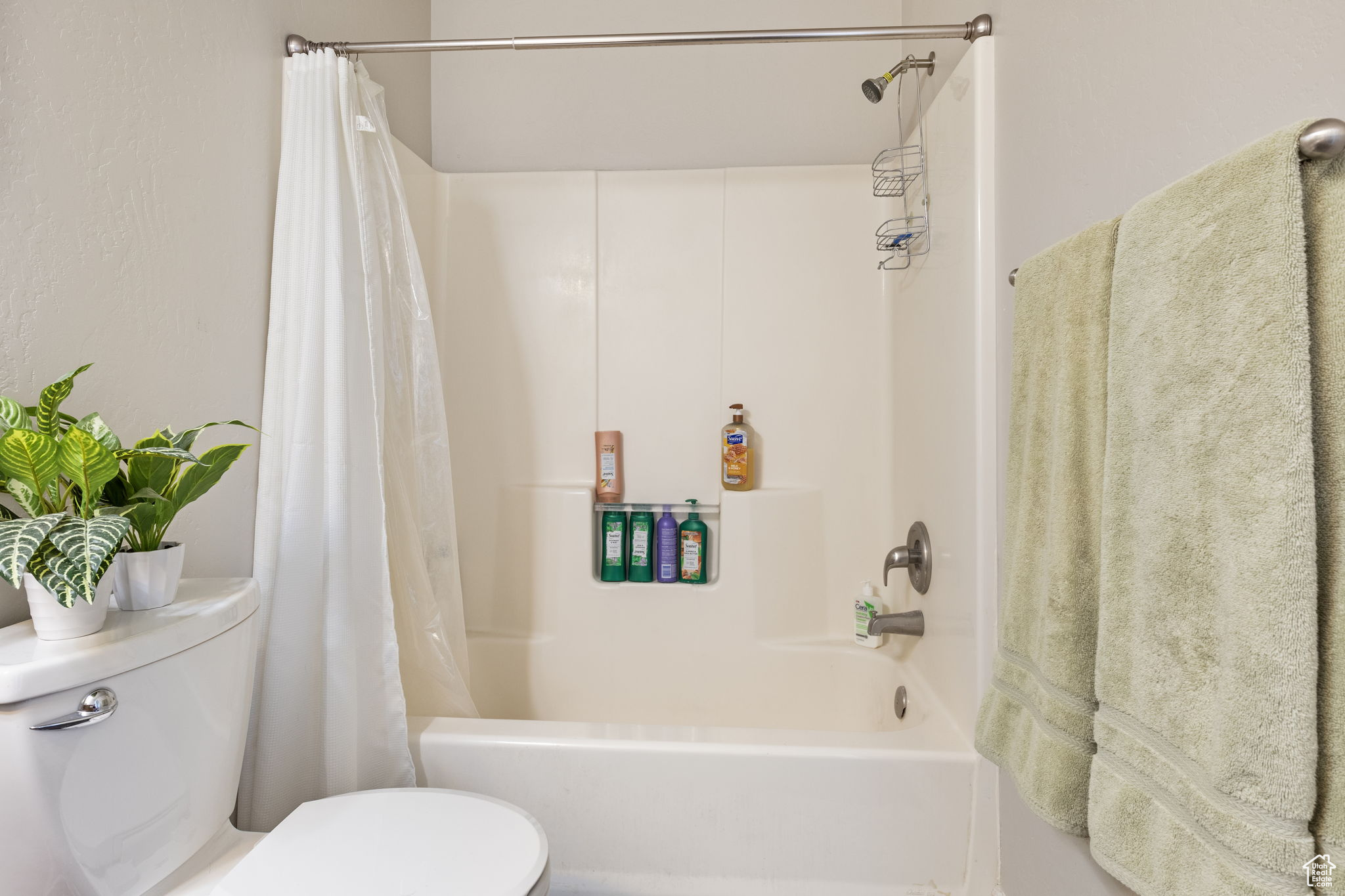 Springville, Utah 84663, United States, 4 Bedrooms Bedrooms, ,3 BathroomsBathrooms,Residential,Active,119888