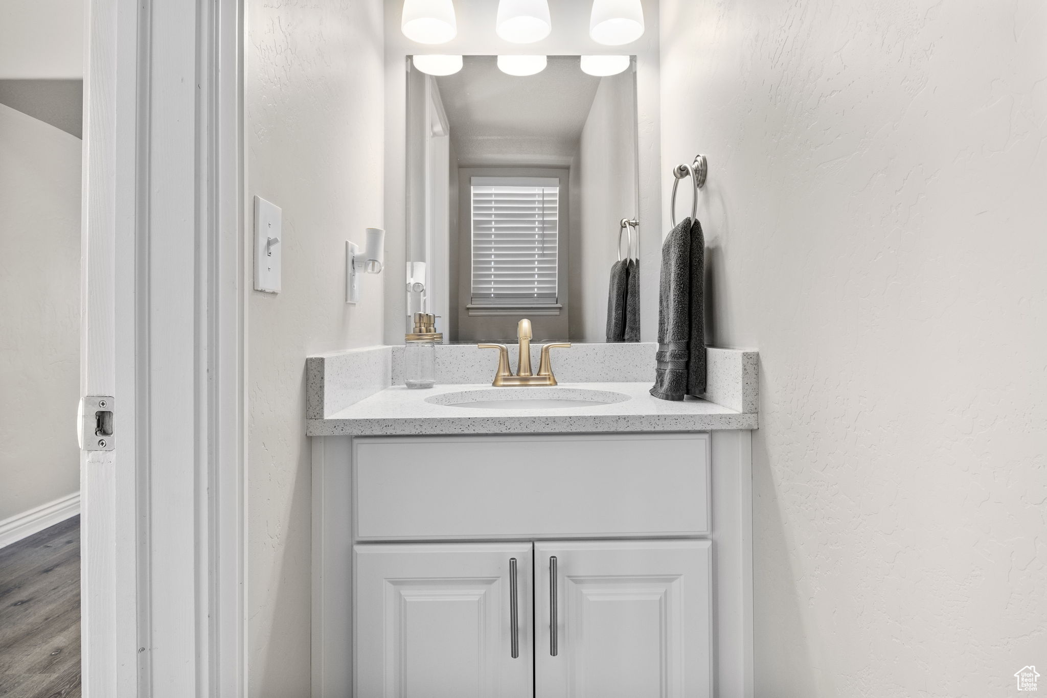 Springville, Utah 84663, United States, 4 Bedrooms Bedrooms, ,3 BathroomsBathrooms,Residential,Active,119888