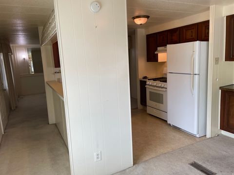 Tiny photo for 760 W MONTE BELLA DR, Taylorsville, UT 84123 (MLS # 2147611)