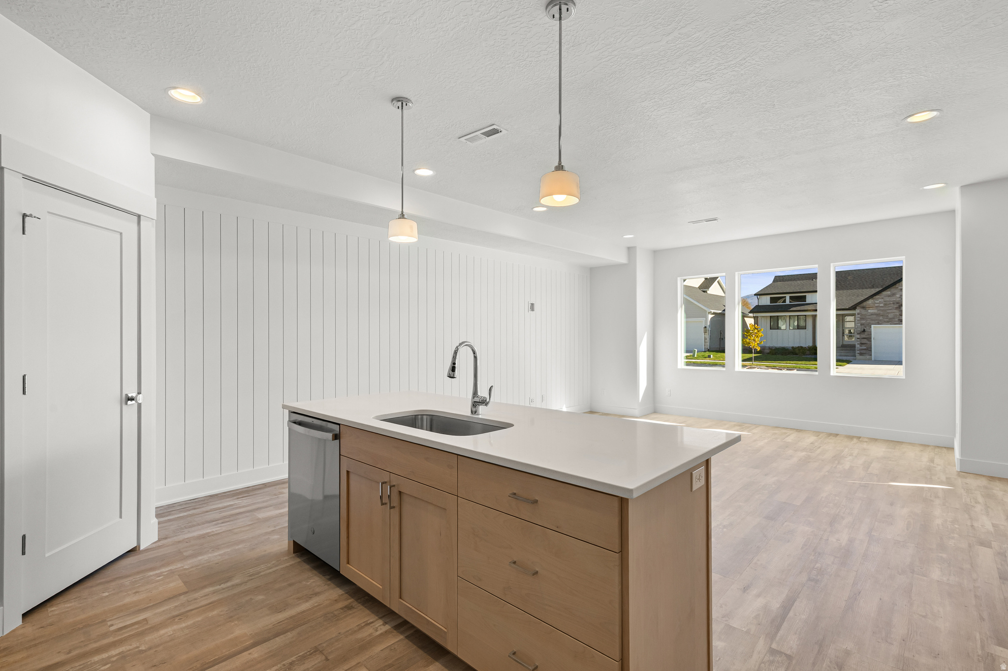 RC'S PARKWEST - Residential