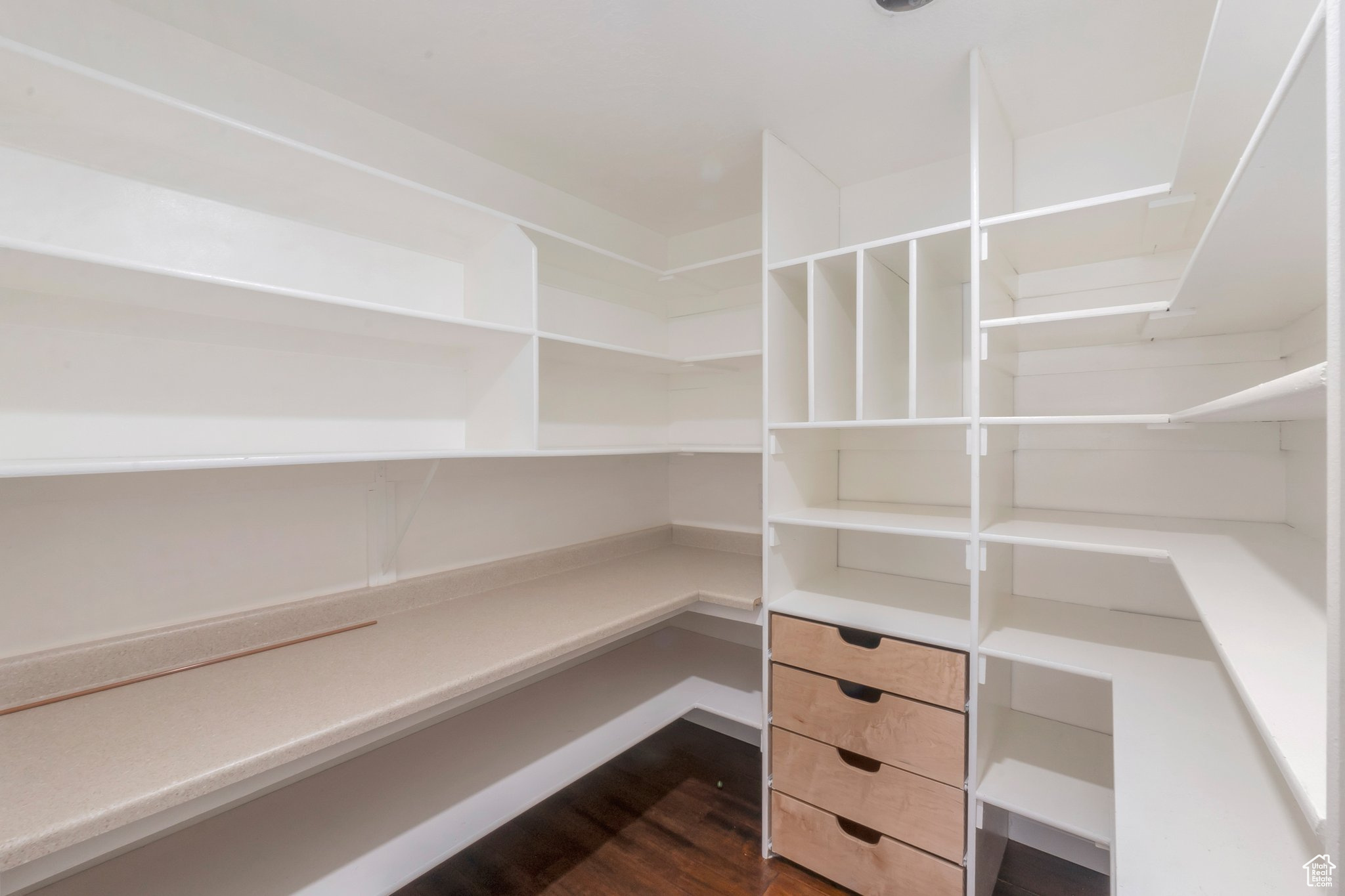 CASTLE GATE - Residential