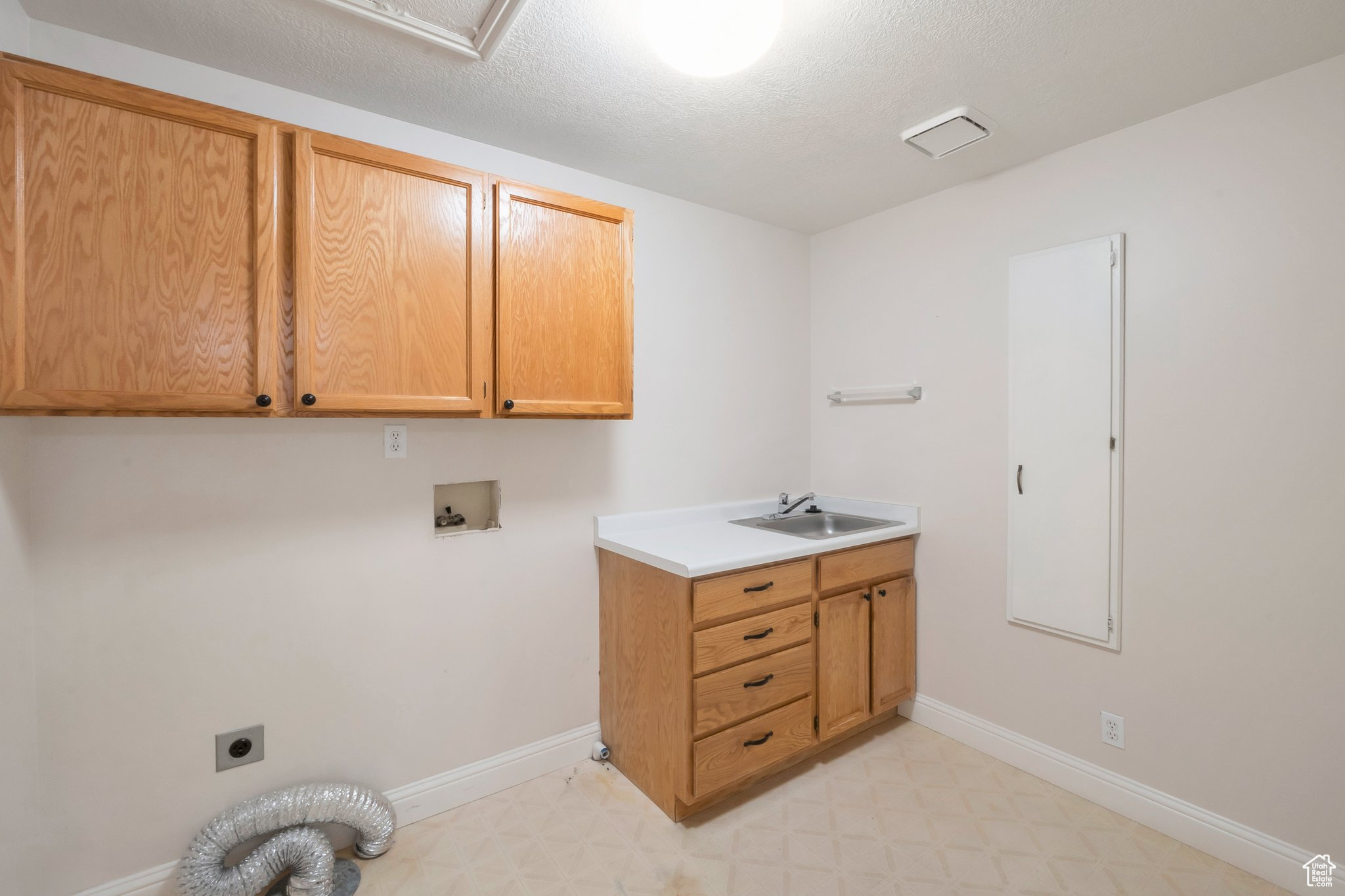 CASTLE GATE - Residential