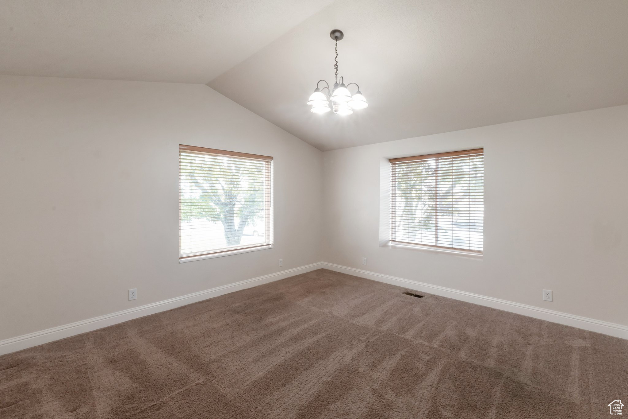 CASTLE GATE - Residential