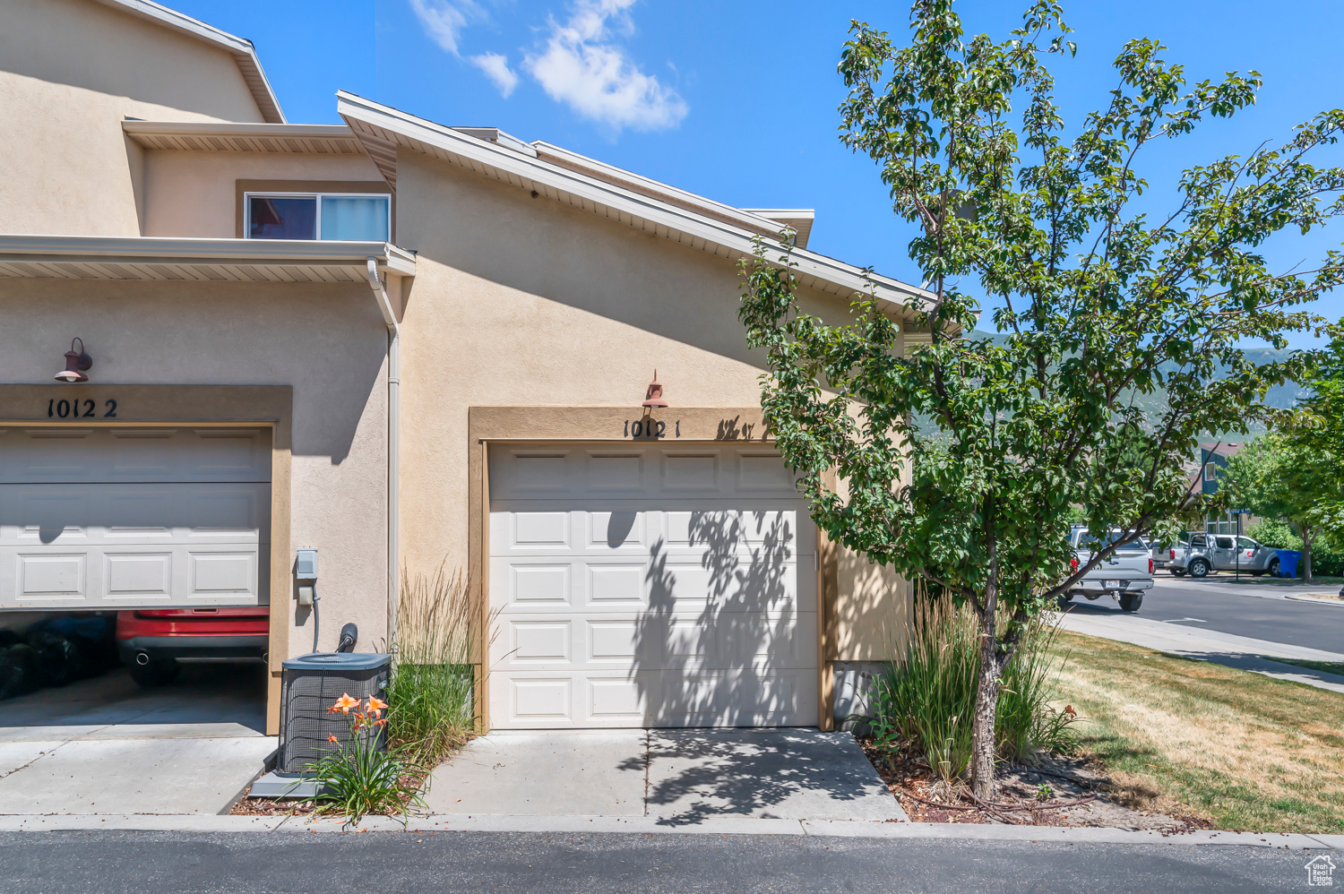 FARMINGTON CROSSING - Residential