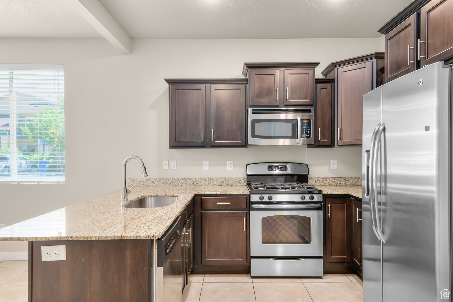 FARMINGTON CROSSING - Residential