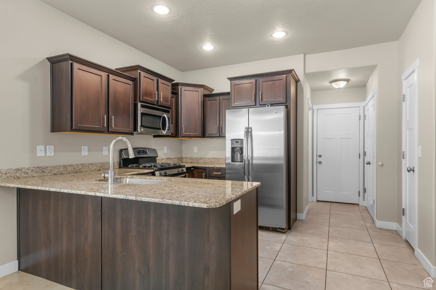 FARMINGTON CROSSING - Residential