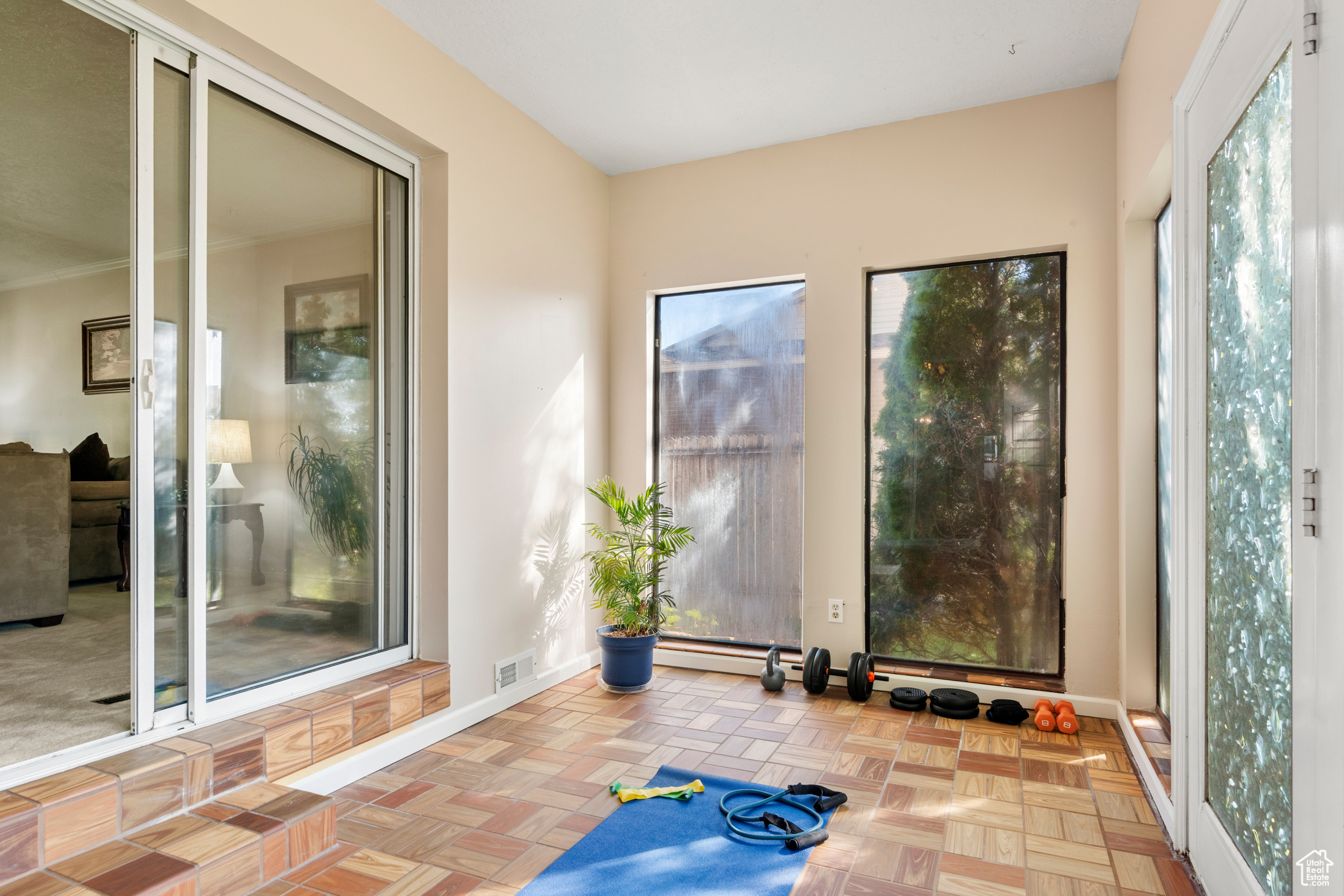 SOUTH RIDGE - Residential