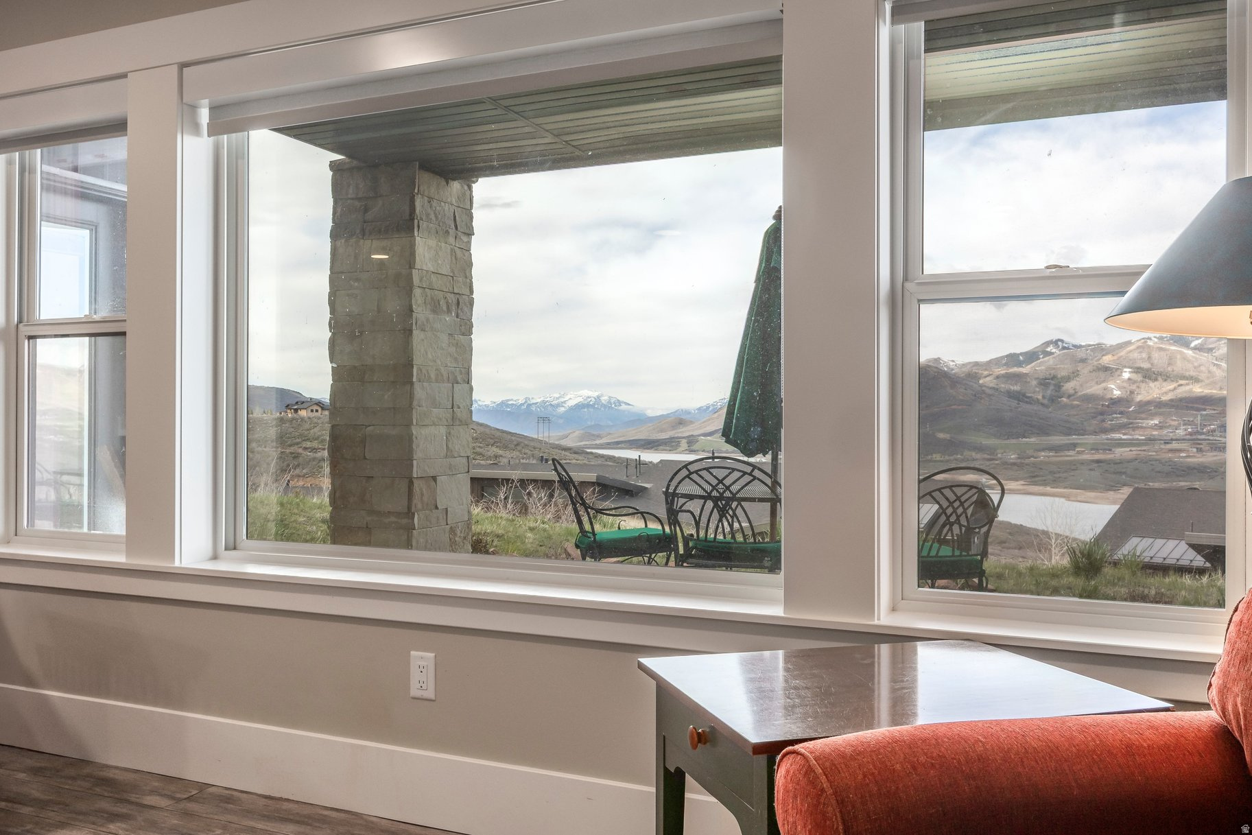 SHORELINE - Residential