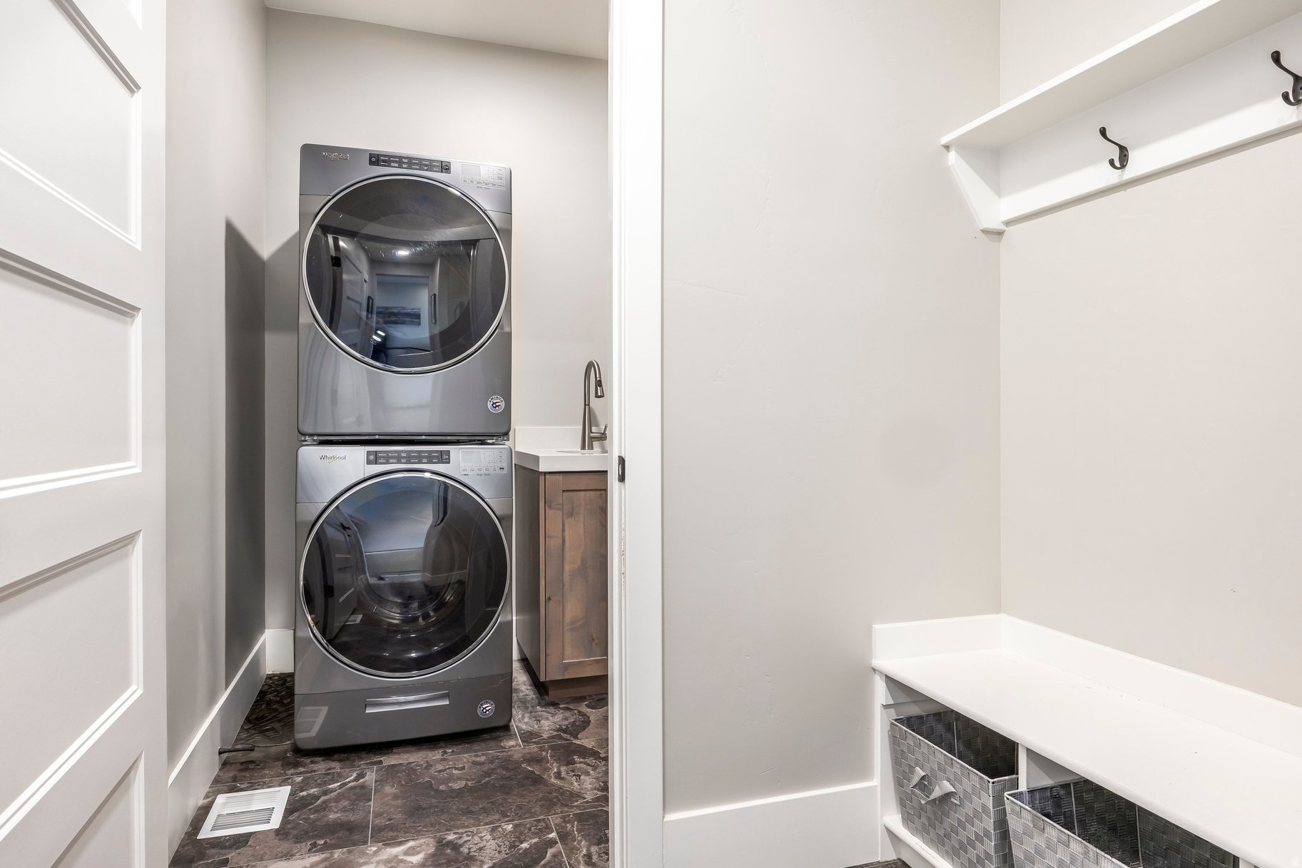 SHORELINE - Residential