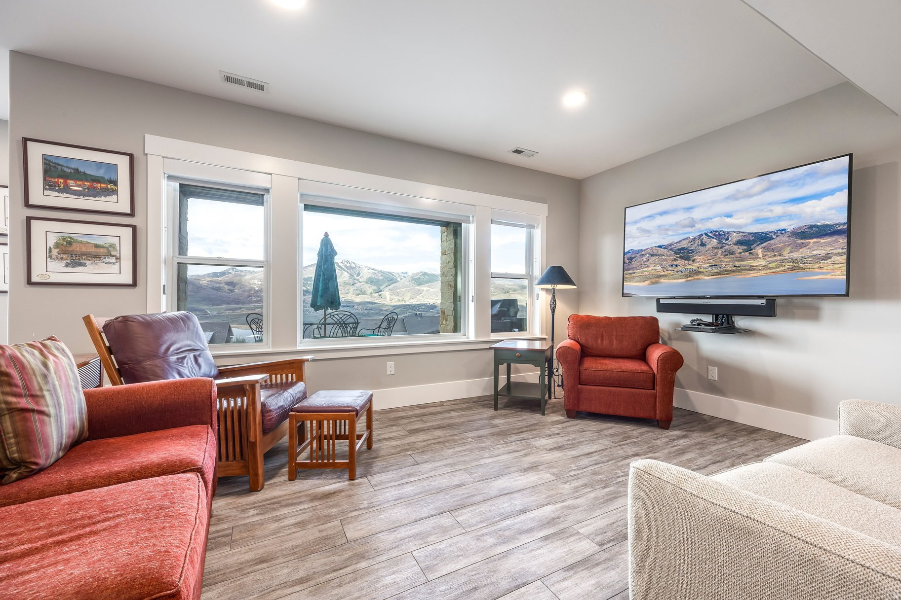 SHORELINE - Residential