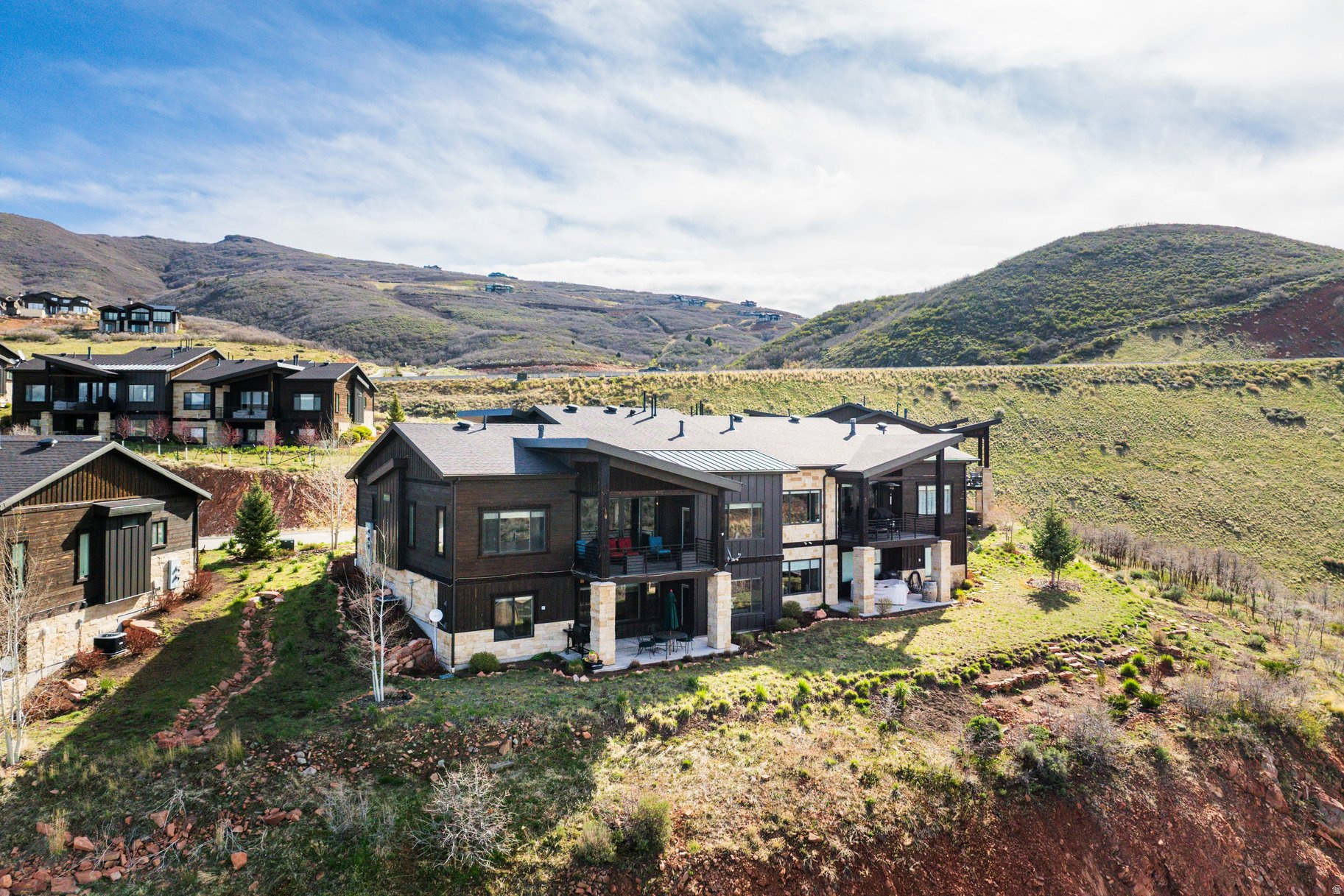 SHORELINE - Residential