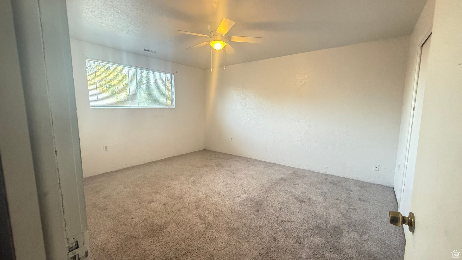 HILL CREST - Residential Lease