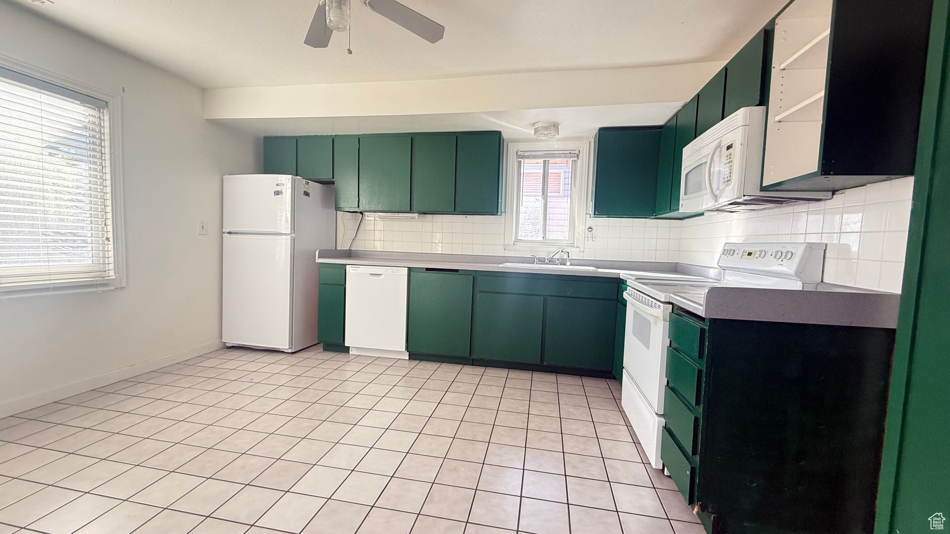 HILL CREST - Residential Lease