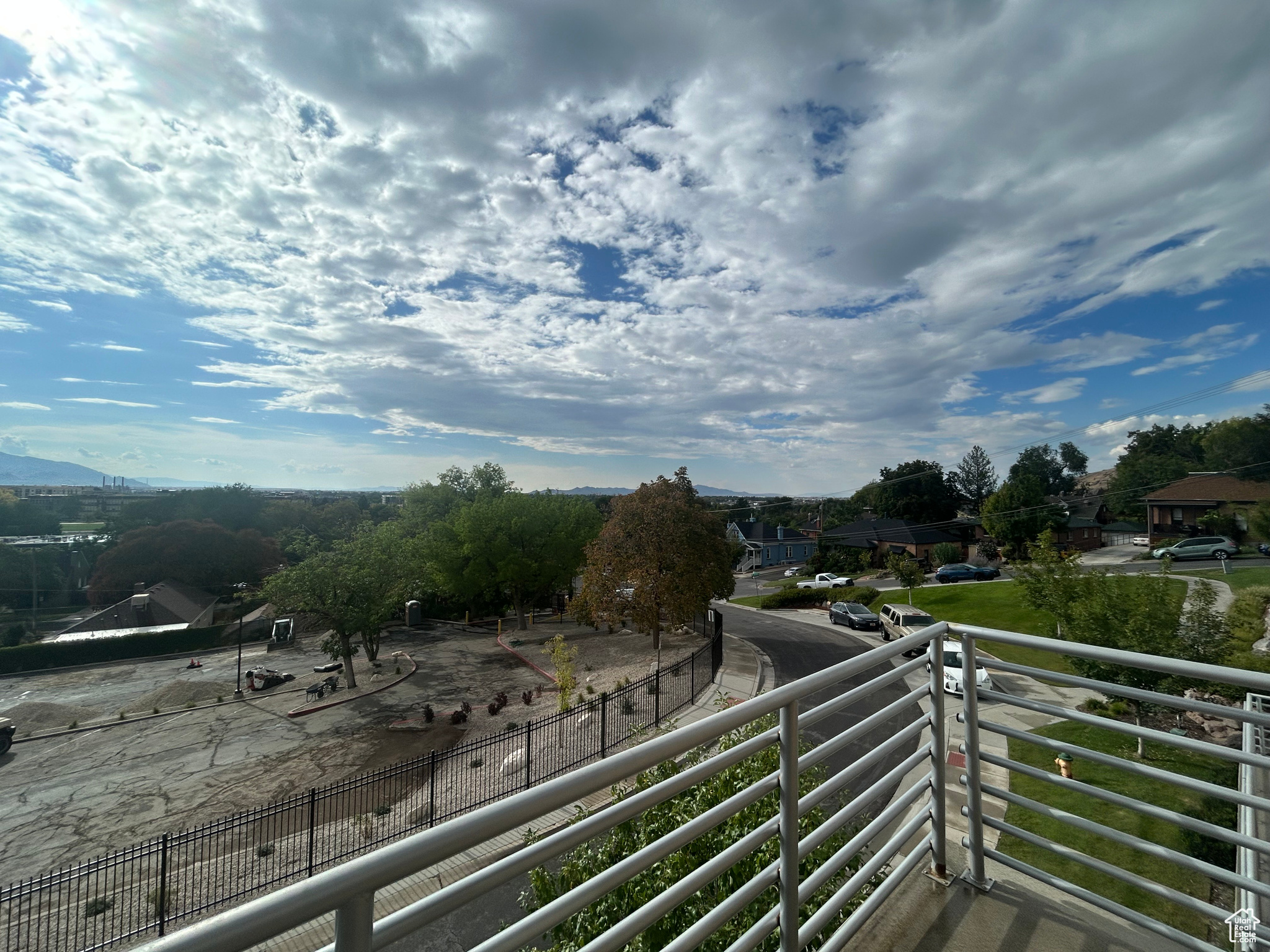 ALMOND STREET - Residential