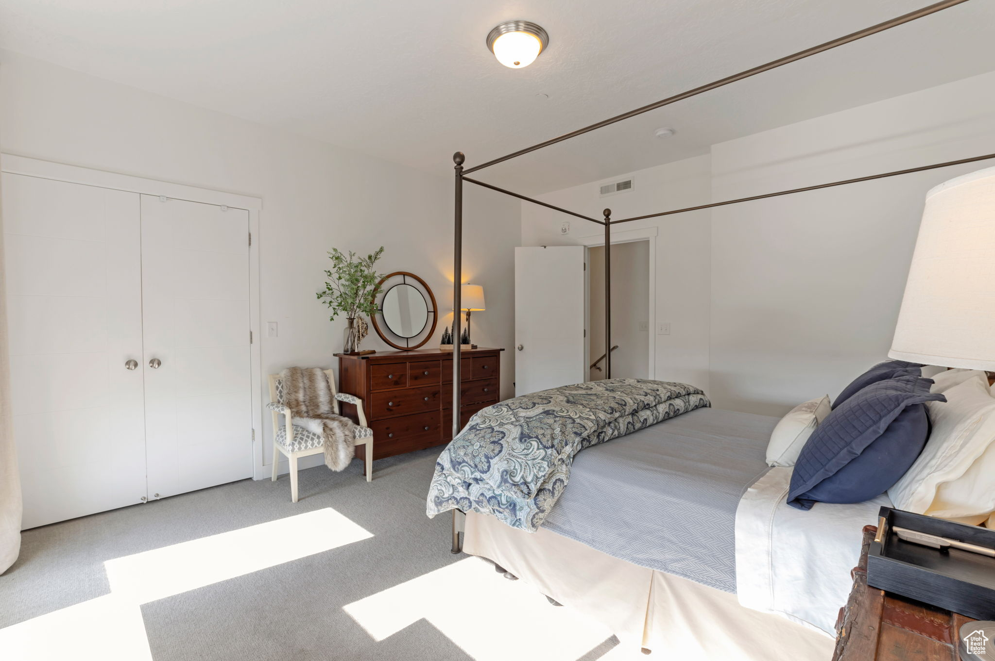 ALMOND STREET - Residential