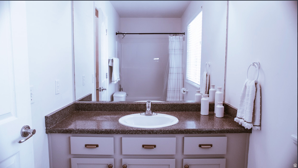 COPPER HILLS CONDOMINIUMS - Residential