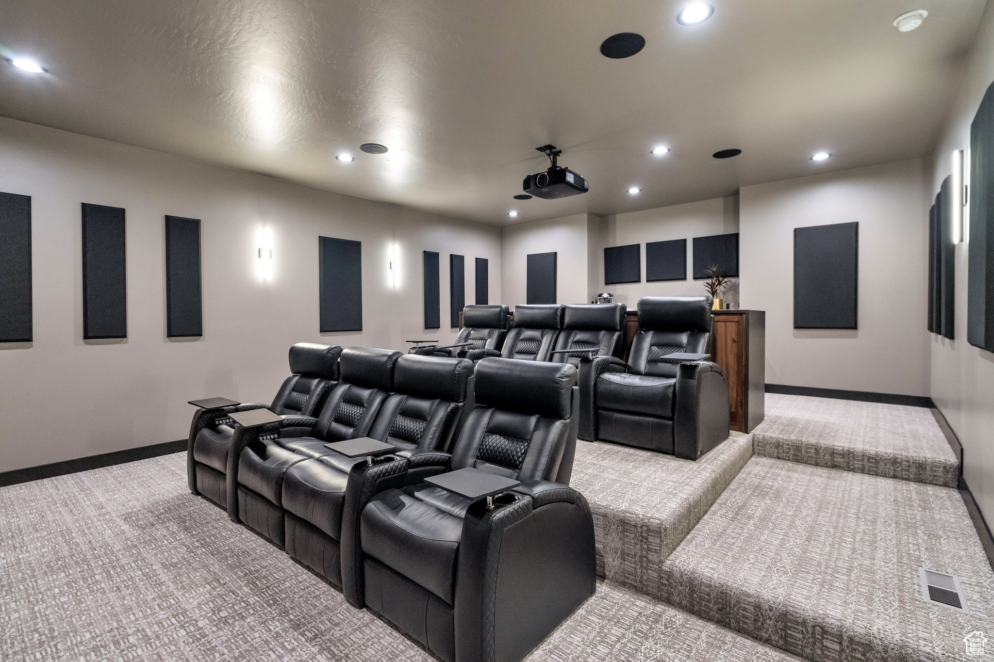 SUMMERHILL LANE - Residential