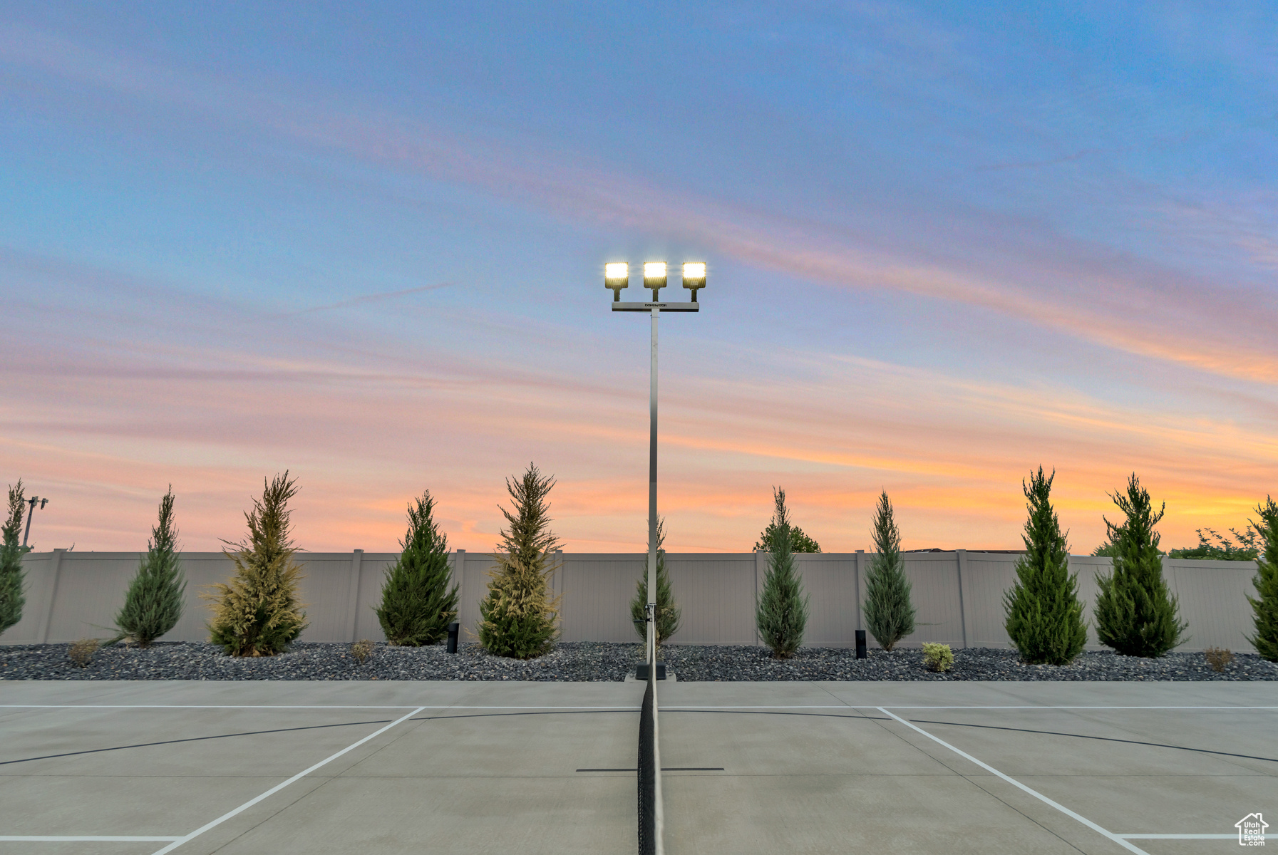 SUMMERHILL LANE - Residential