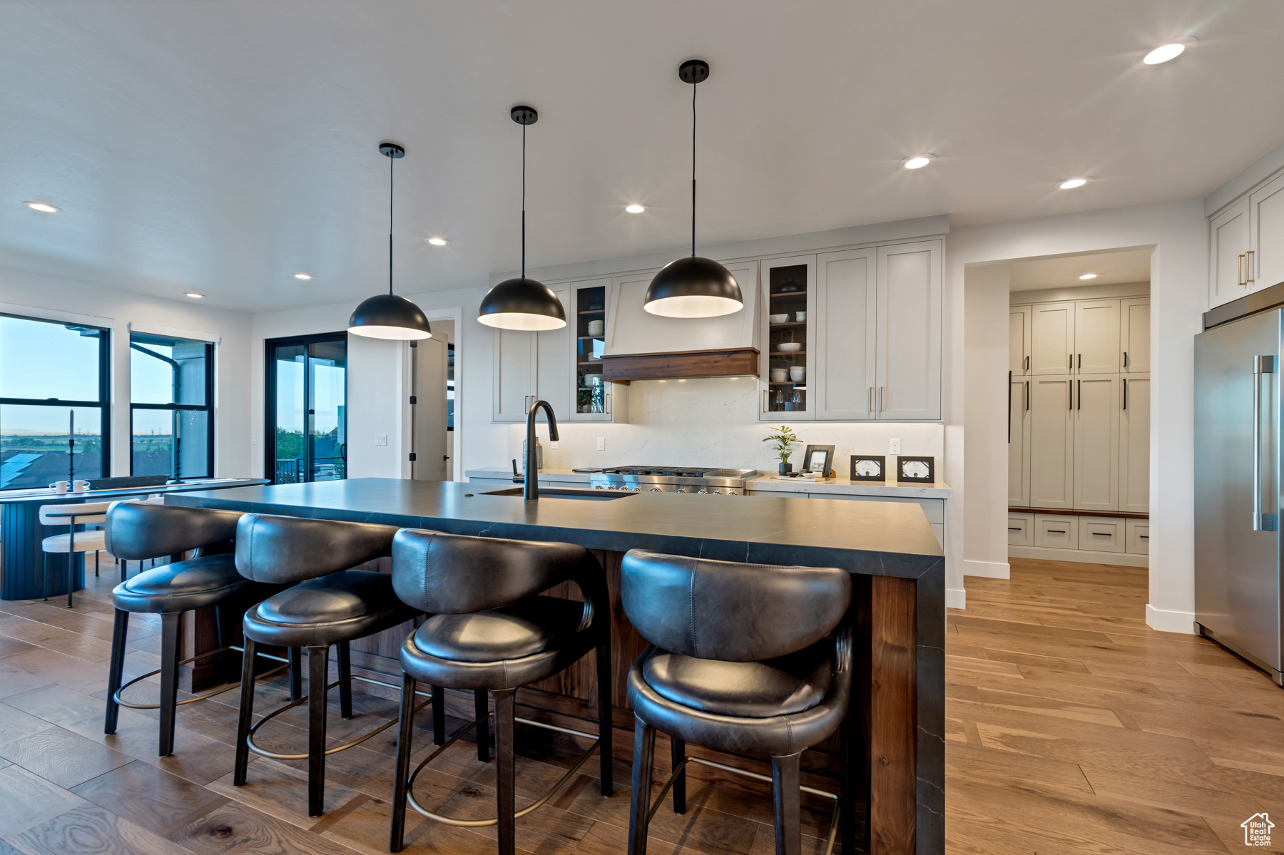 SUMMERHILL LANE - Residential