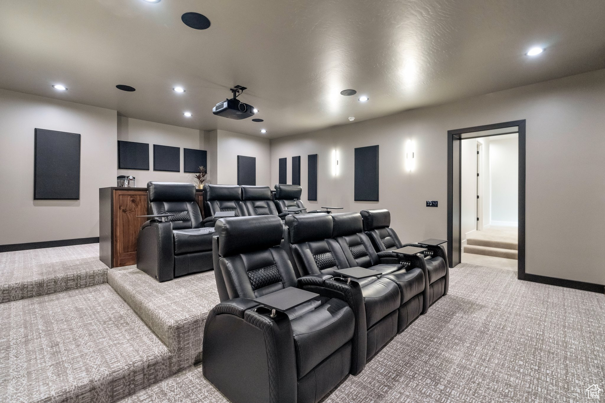 SUMMERHILL LANE - Residential