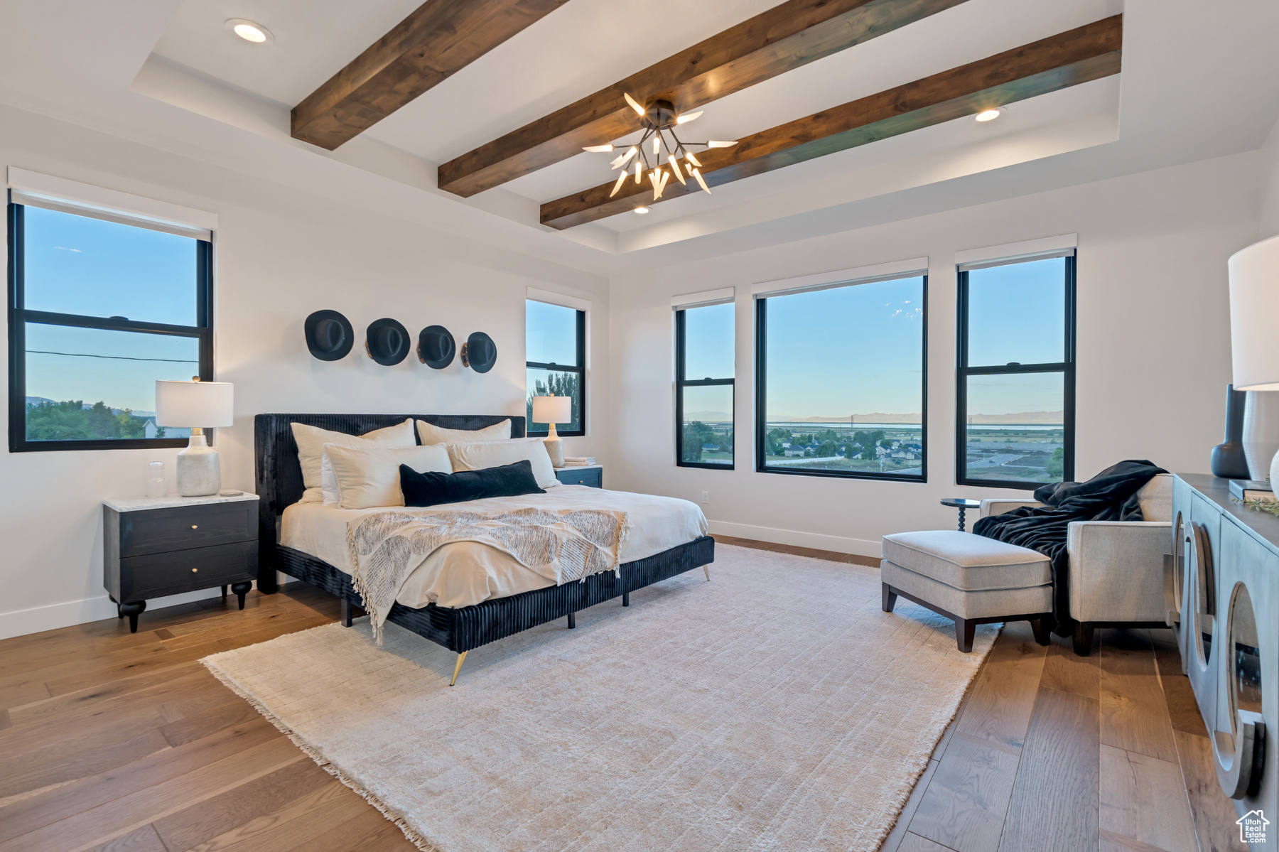 SUMMERHILL LANE - Residential