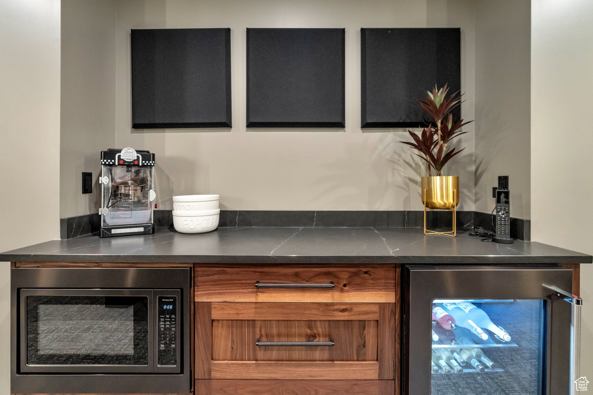 SUMMERHILL LANE - Residential