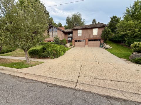 Tiny photo for 2197 S BOUNTIFUL BLVD, Bountiful, UT 84010 (MLS # 2178596)
