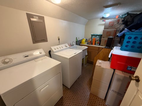 Tiny photo for 2197 S BOUNTIFUL BLVD, Bountiful, UT 84010 (MLS # 2178596)