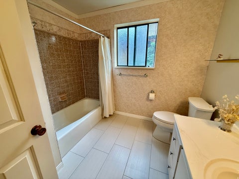 Tiny photo for 2197 S BOUNTIFUL BLVD, Bountiful, UT 84010 (MLS # 2178596)
