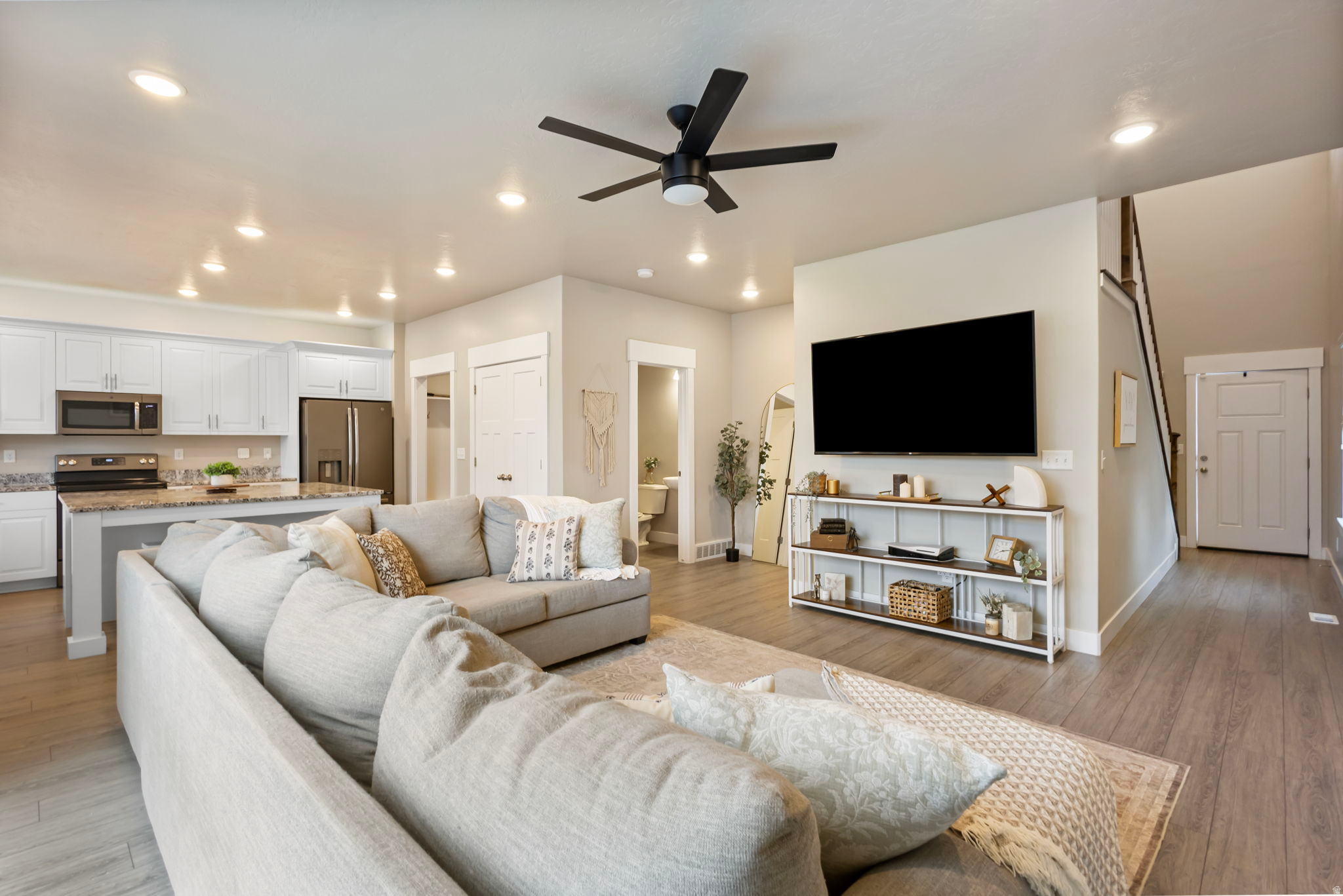 SIMPSON HOLLOW - Residential