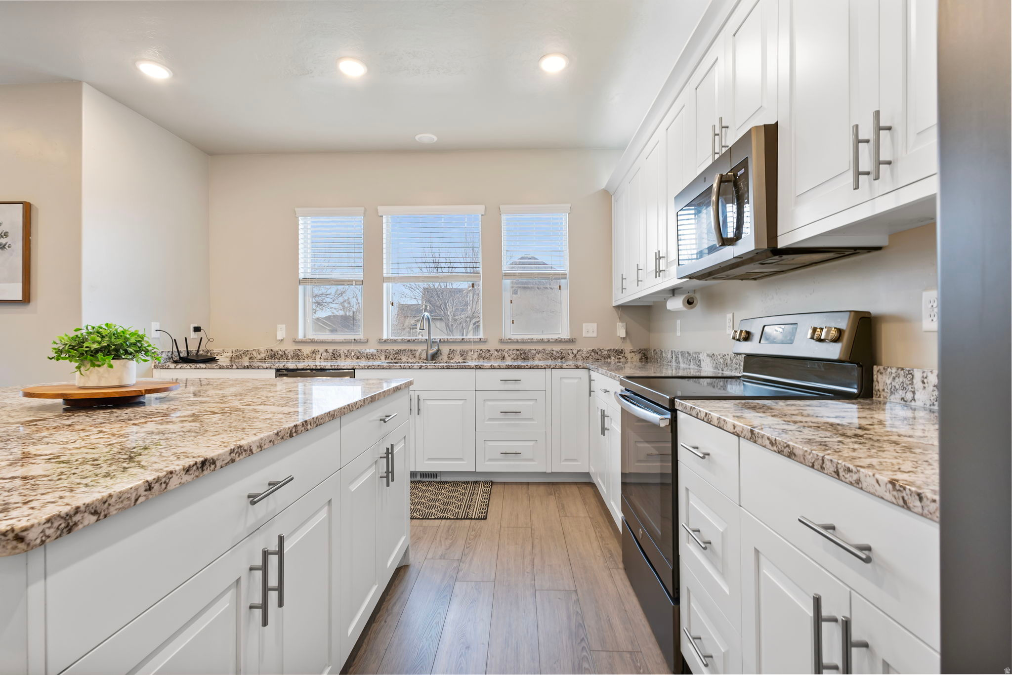 SIMPSON HOLLOW - Residential