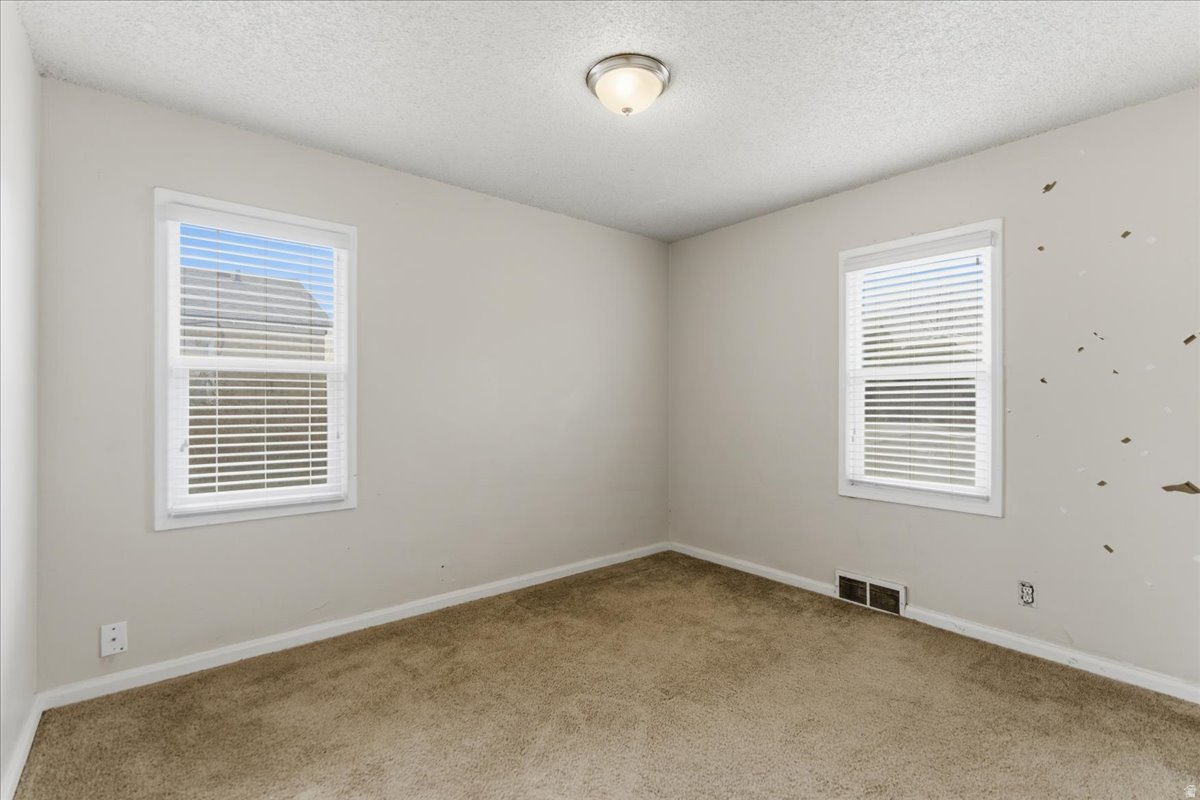 OQUIRRH HILLS NO 4 - Residential