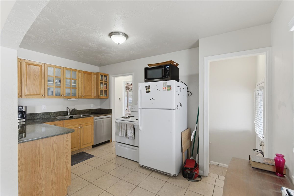 OQUIRRH HILLS NO 4 - Residential