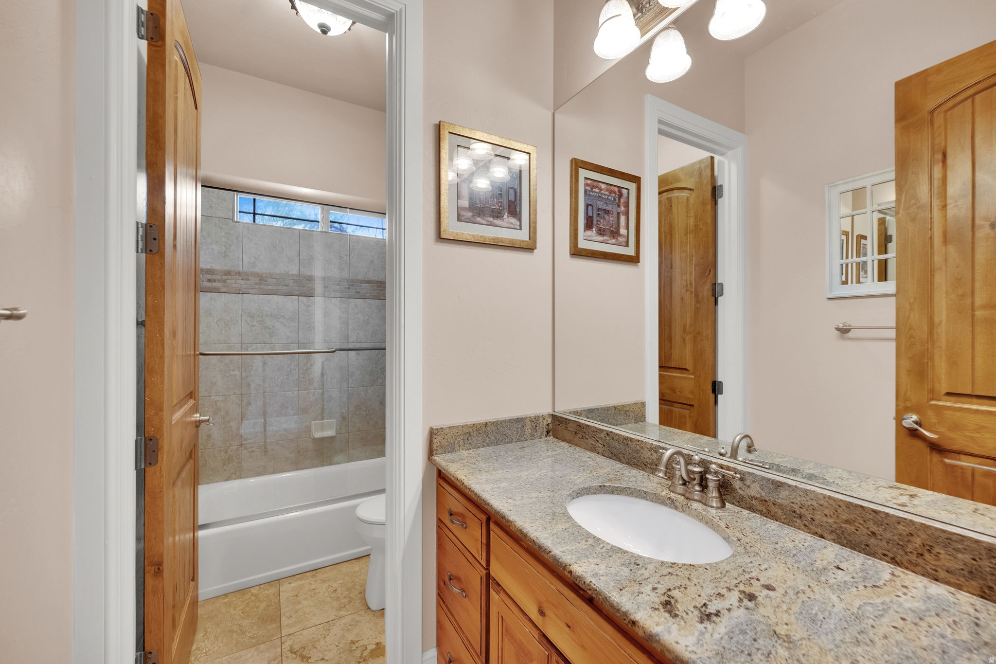 SARATOGA SPRINGS - Residential