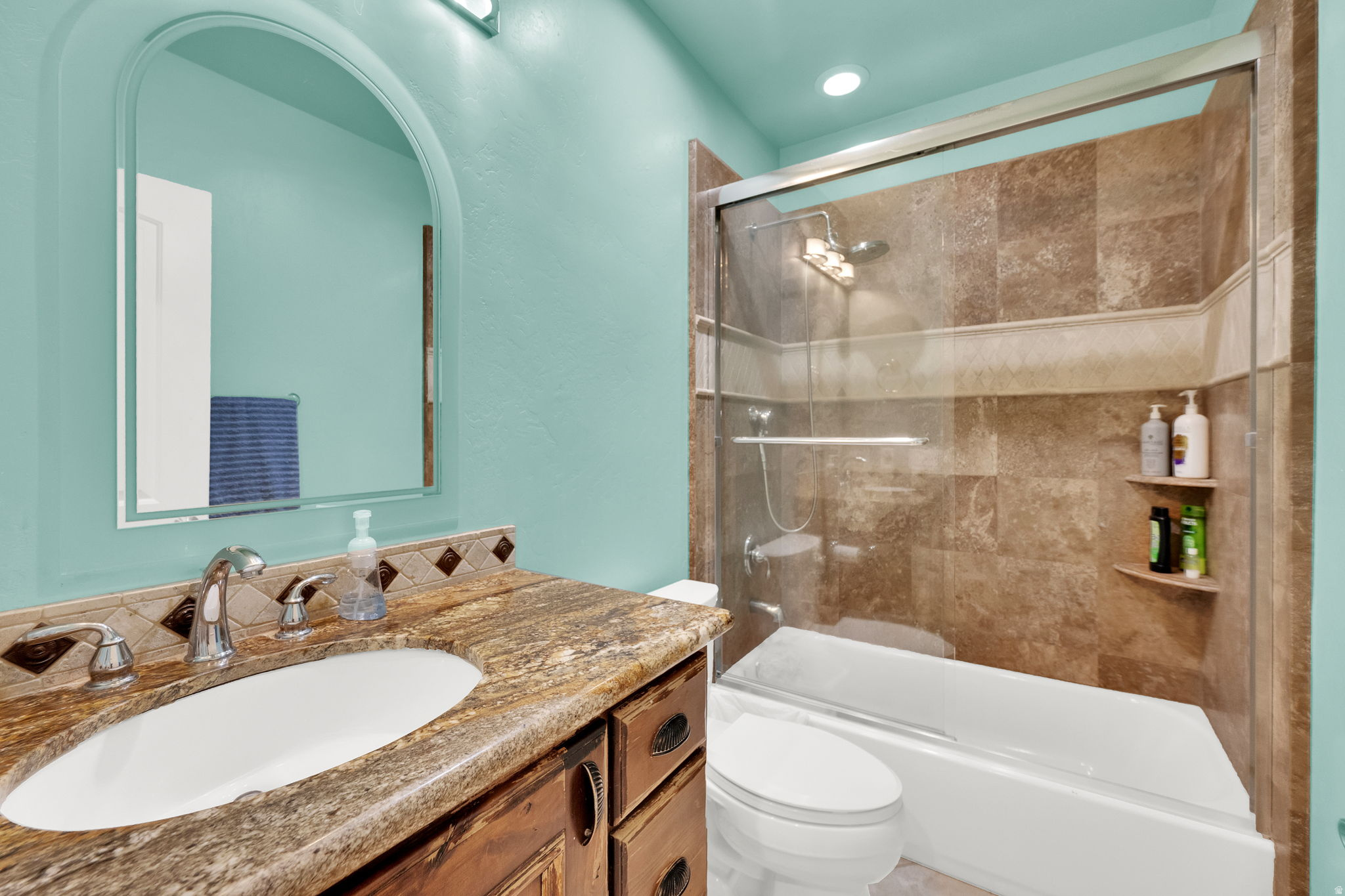SARATOGA SPRINGS - Residential