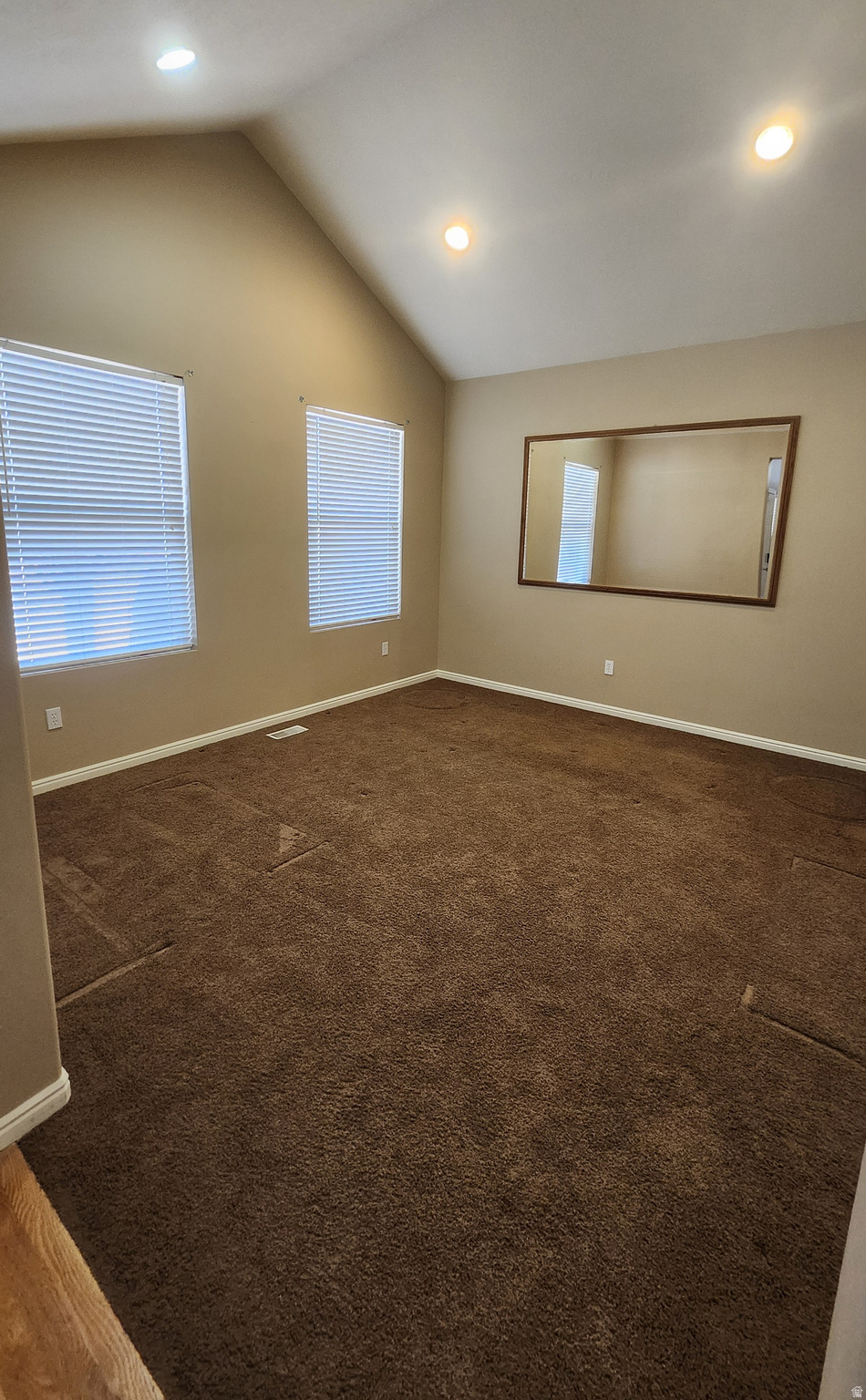 CASTLEWOOD - Residential