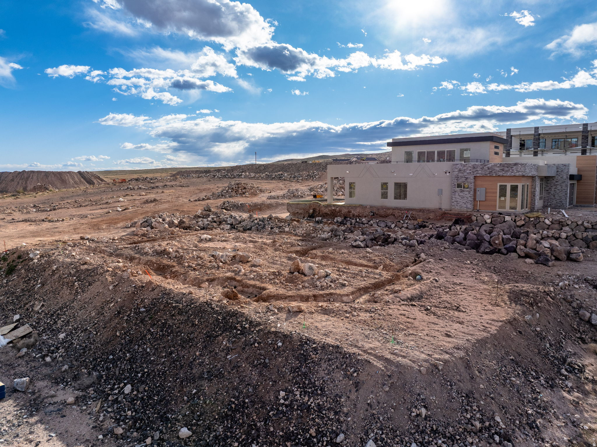 MOUNTAIN VIEW ESTATES - Residential