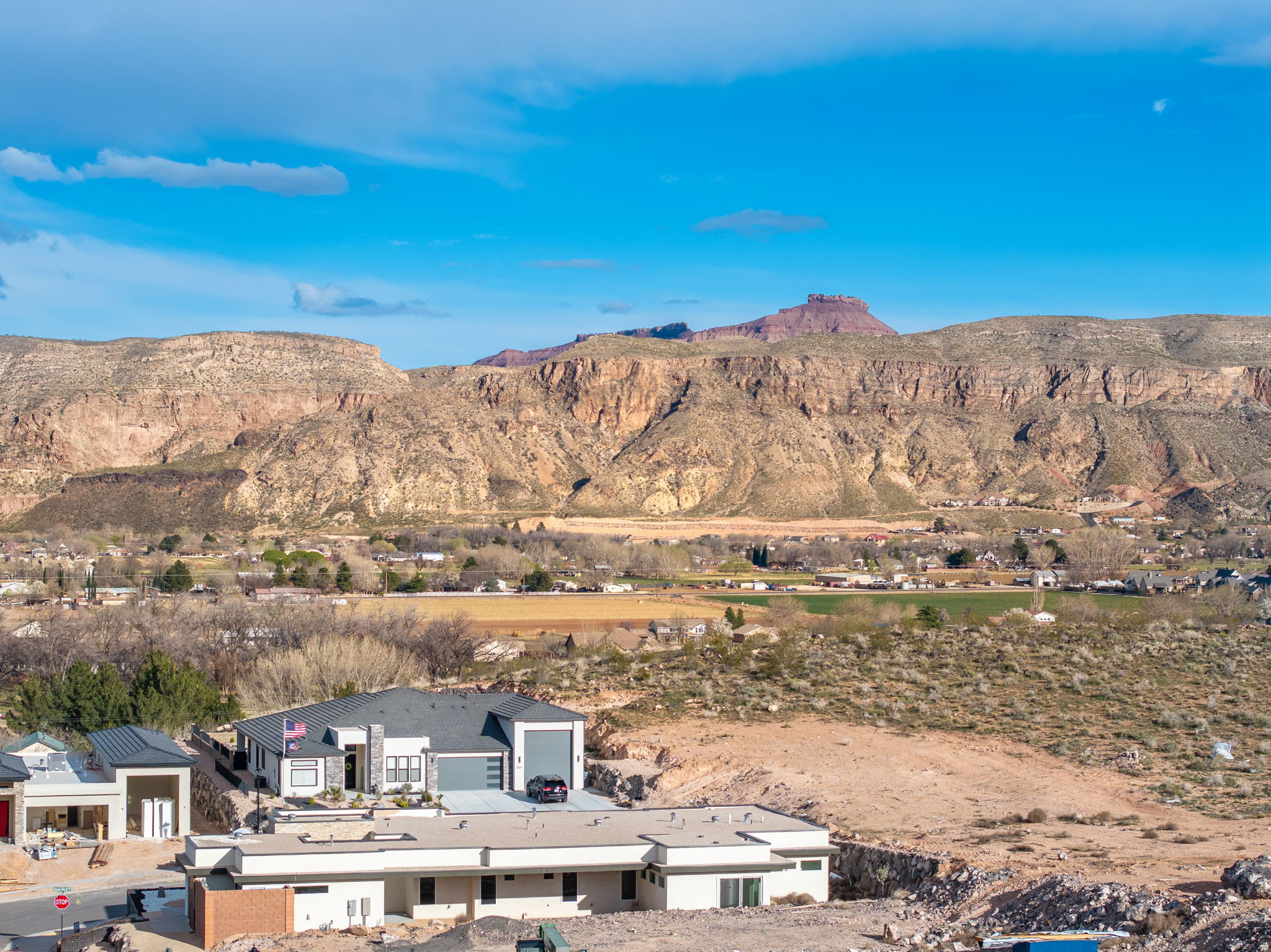 MOUNTAIN VIEW ESTATES - Residential