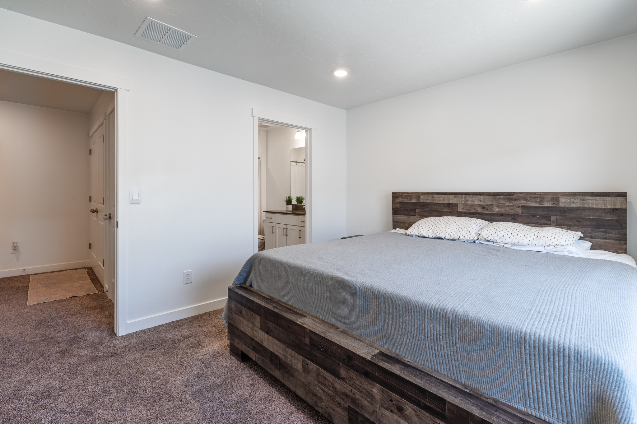 LITTLE VALLEY GATEWA - Residential