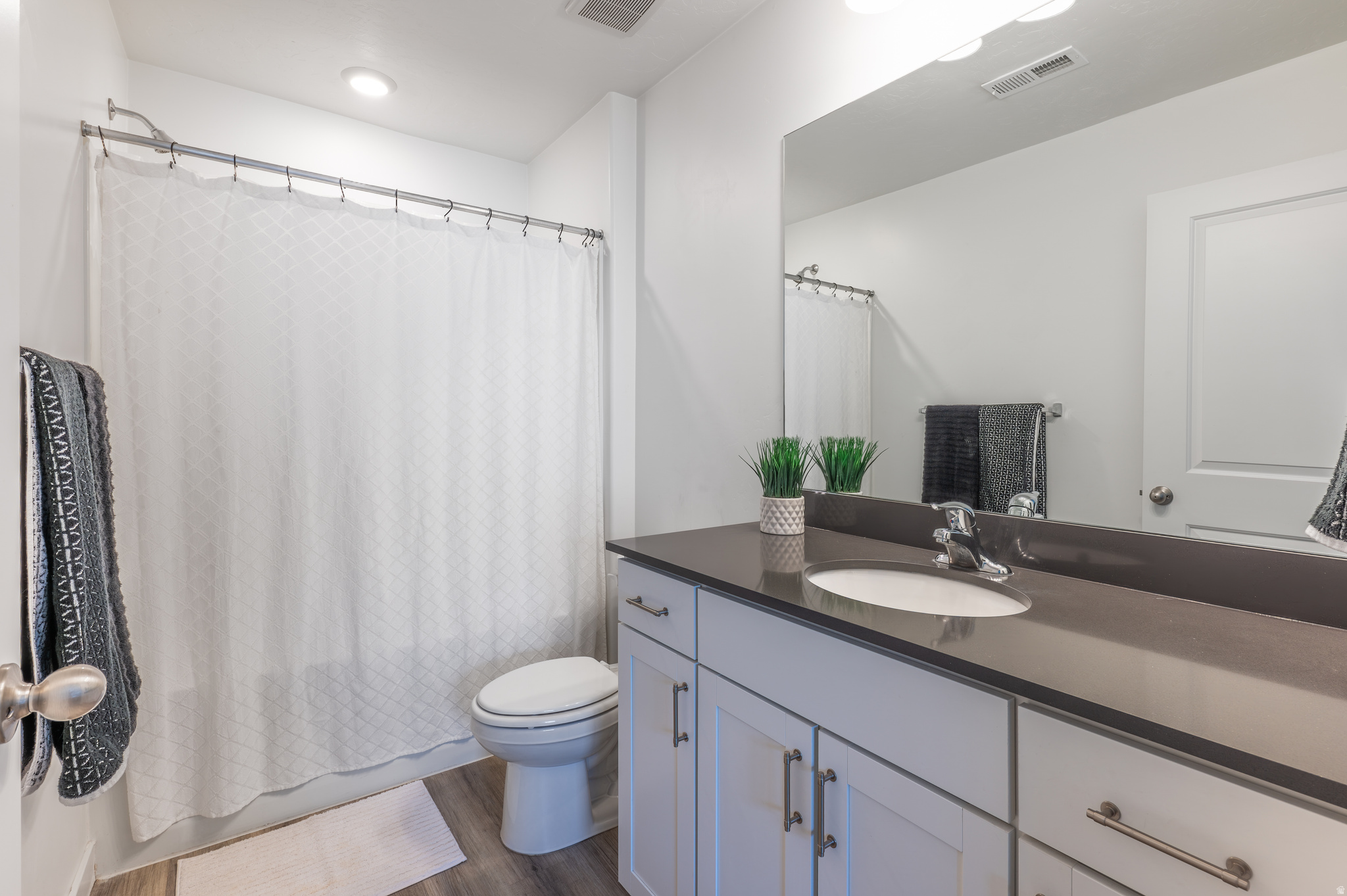 LITTLE VALLEY GATEWA - Residential