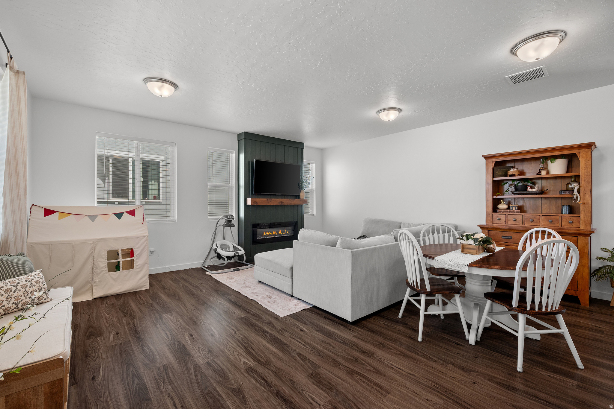 ARROWHEAD COTTAGES - Residential