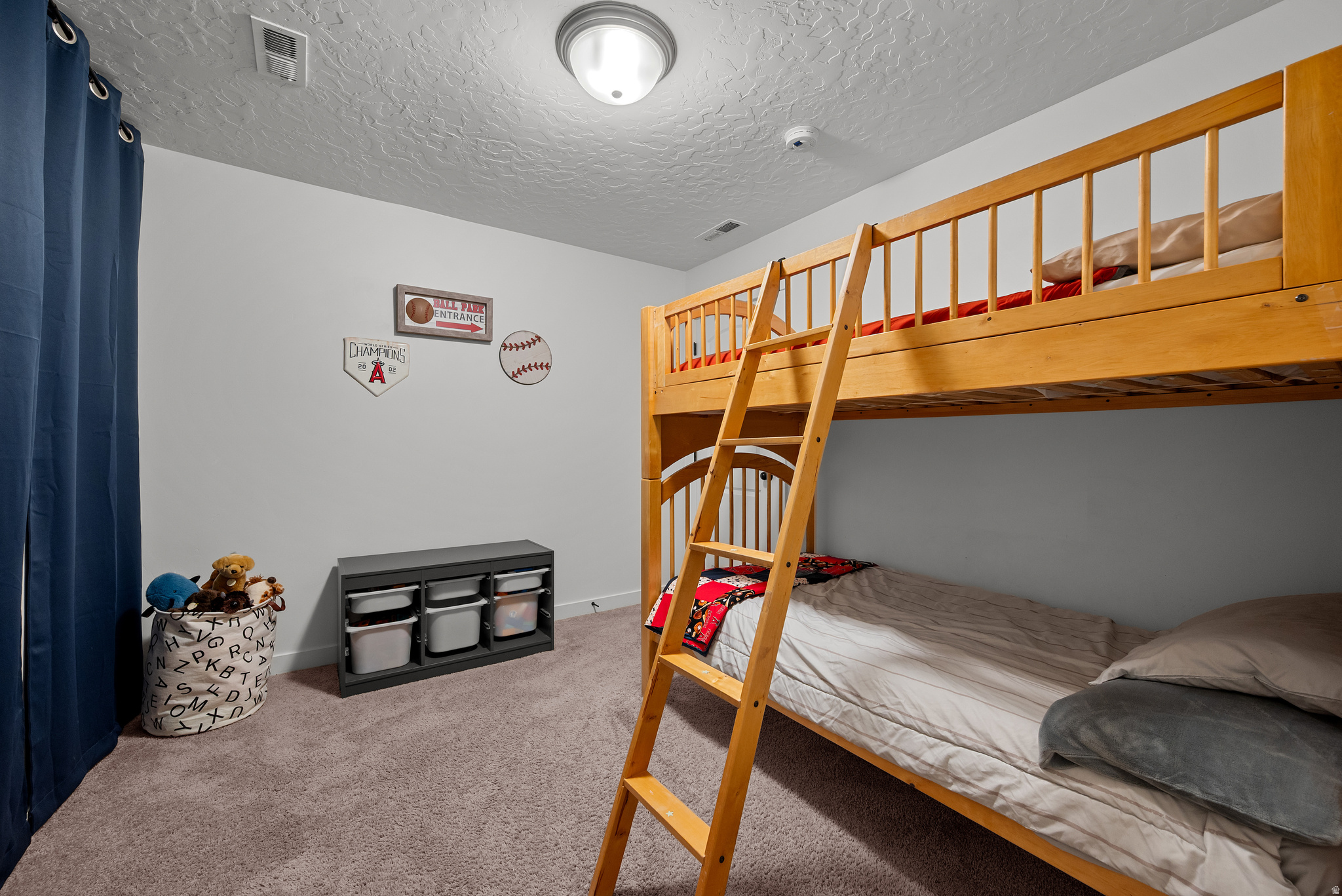 ARROWHEAD COTTAGES - Residential